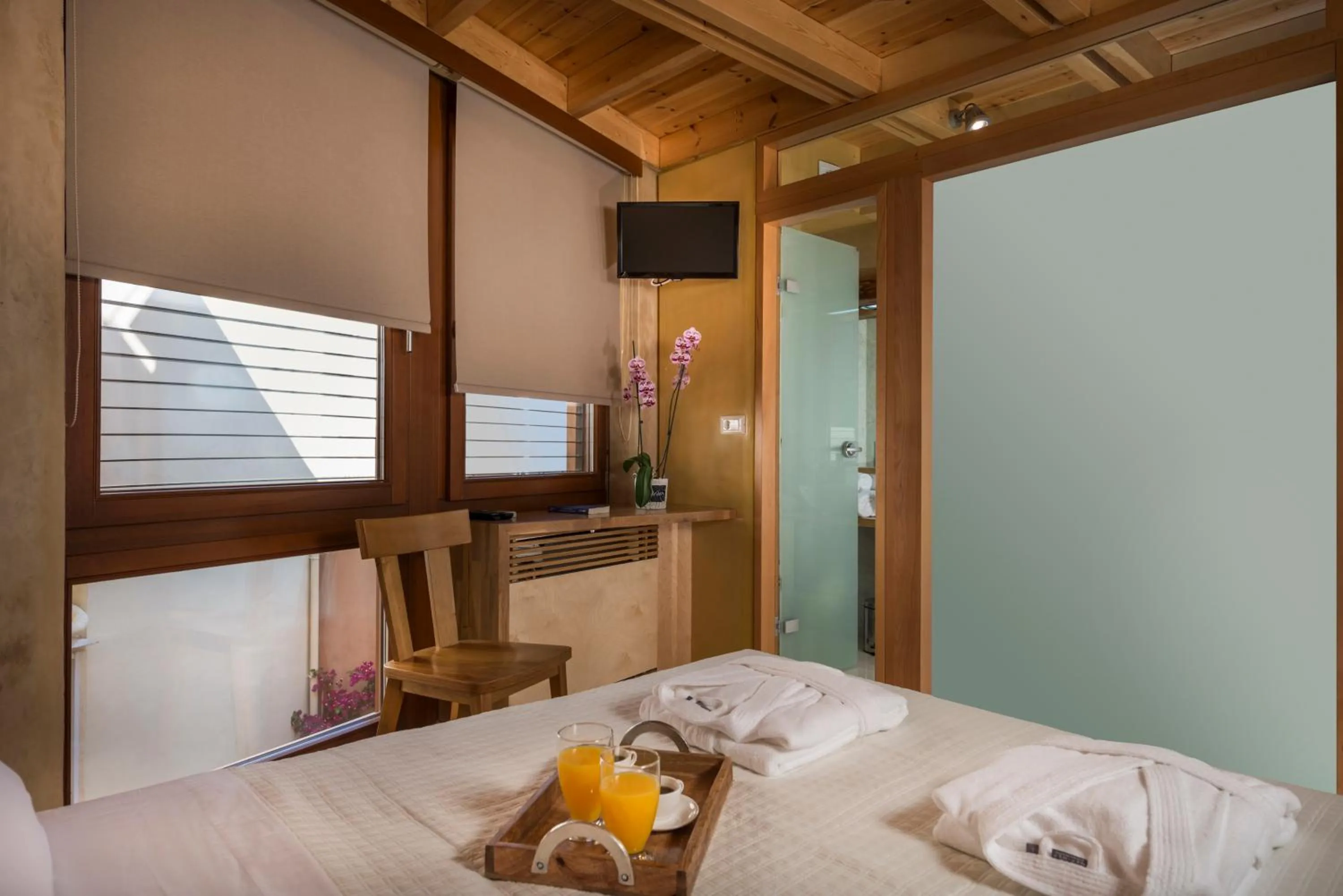 Bedroom, Bed in Neoria Houses