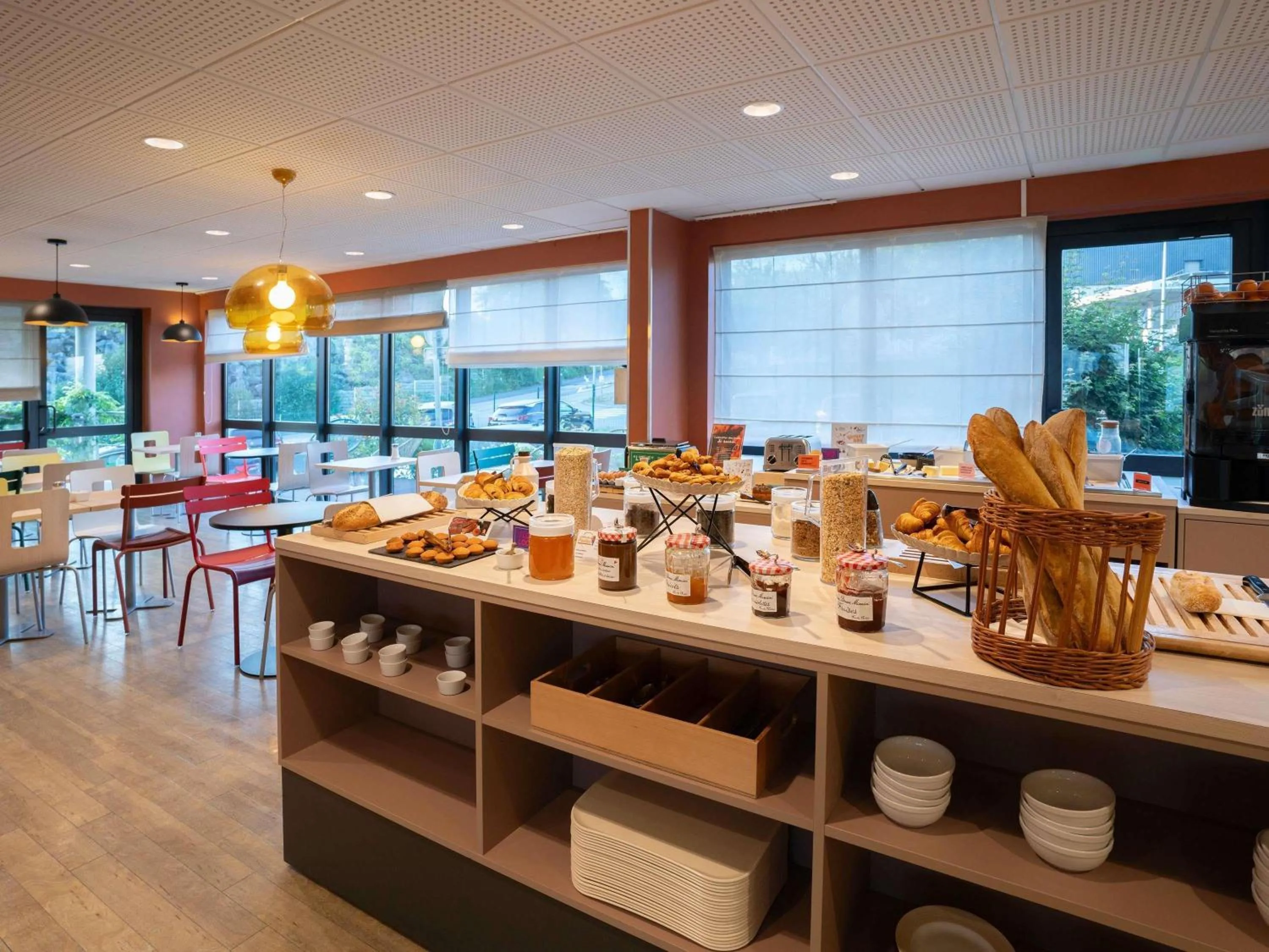 Breakfast in ibis Styles Guéret