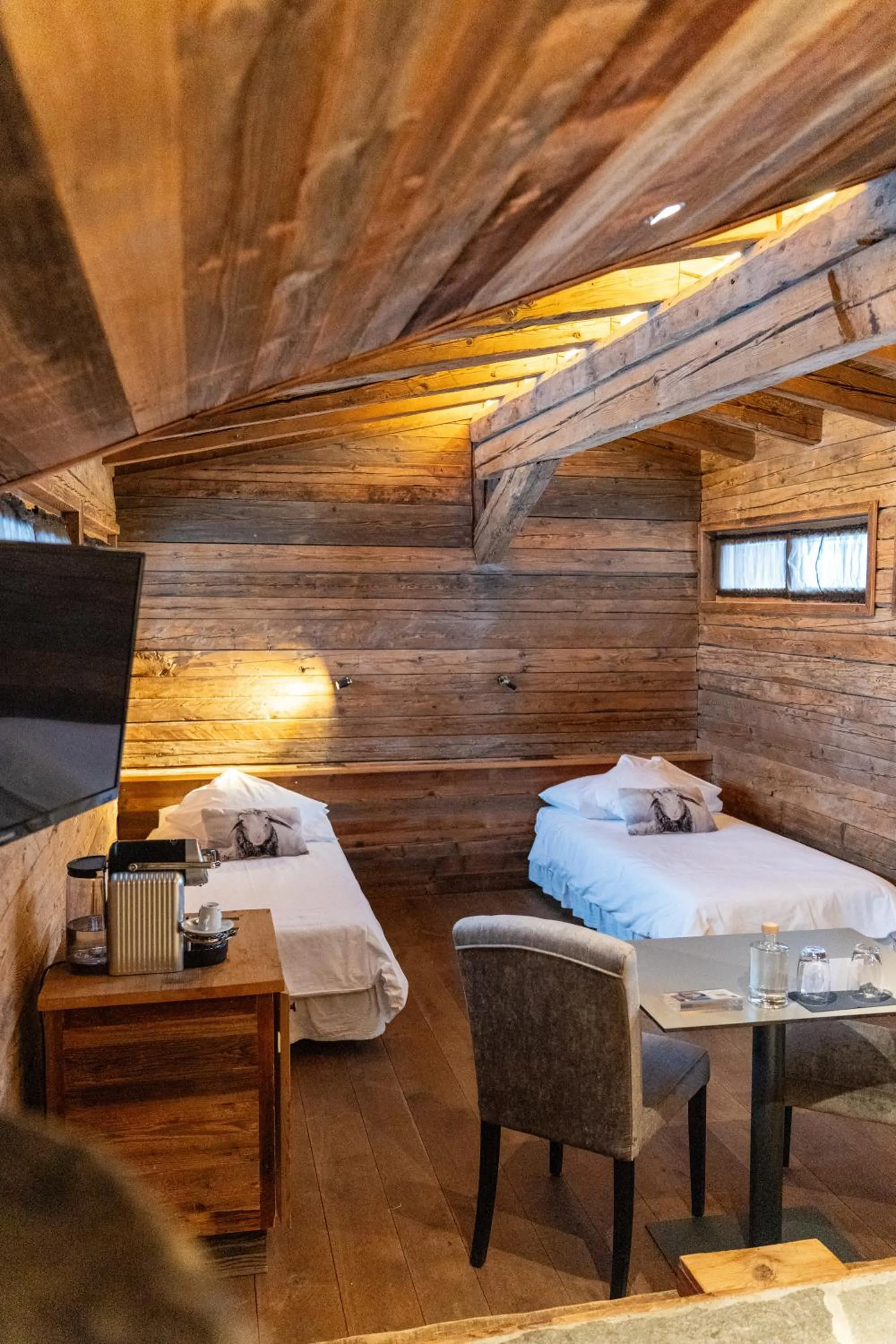 Family, Bed in Hotel Etrier