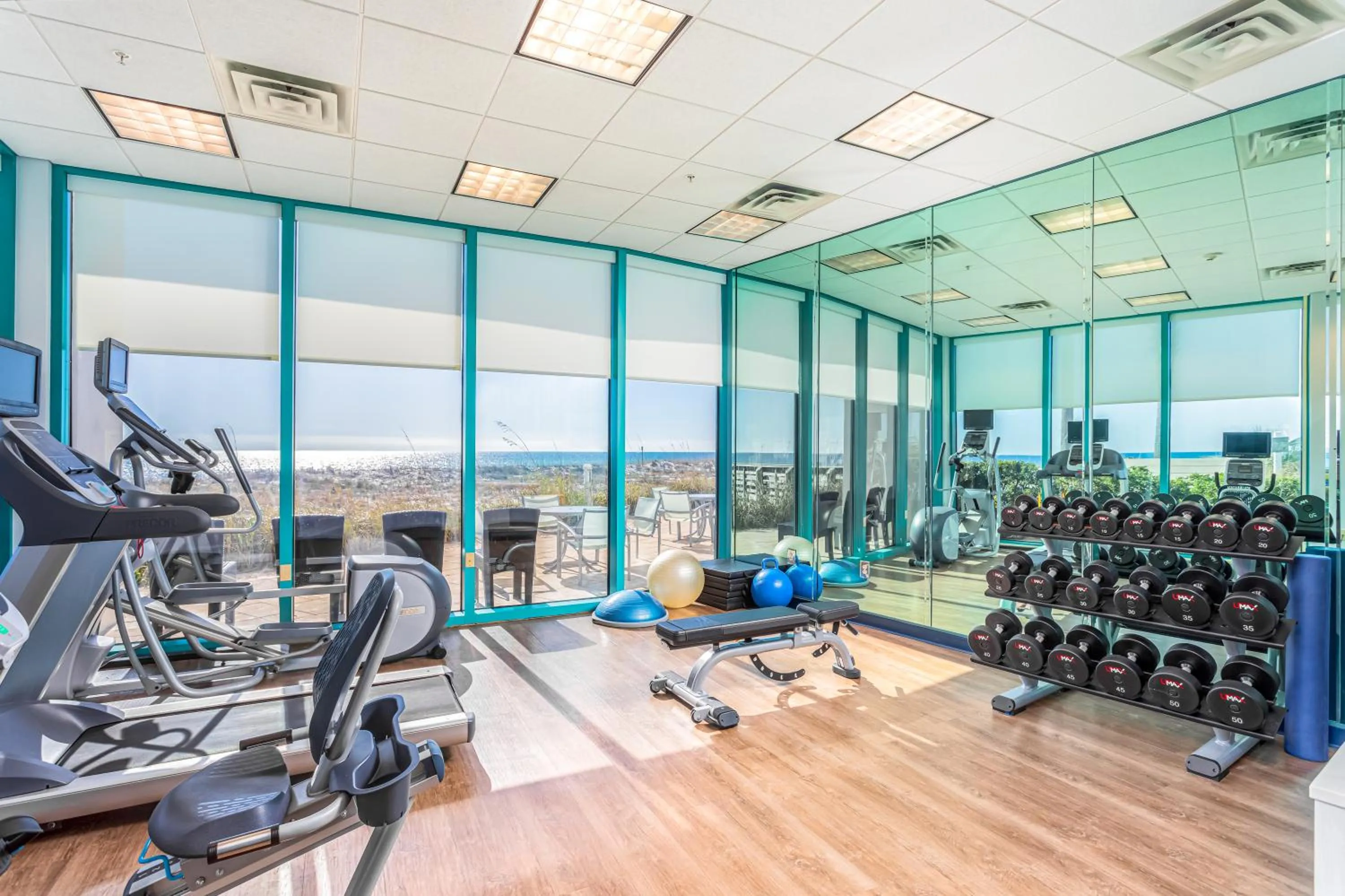 Spa and wellness centre/facilities in Holiday Inn Express Pensacola Beach by IHG