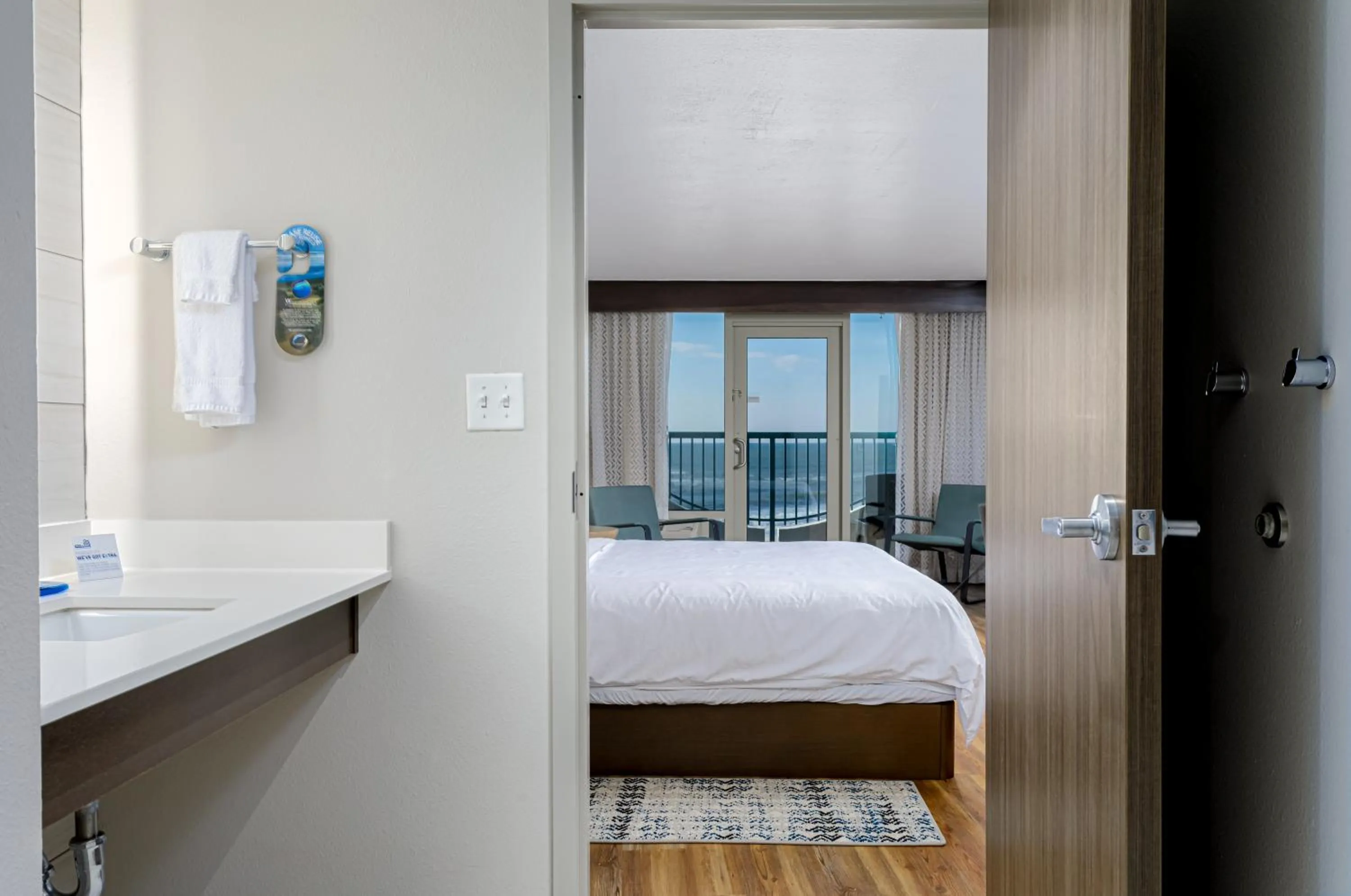 Bed in Holiday Inn Express Pensacola Beach by IHG