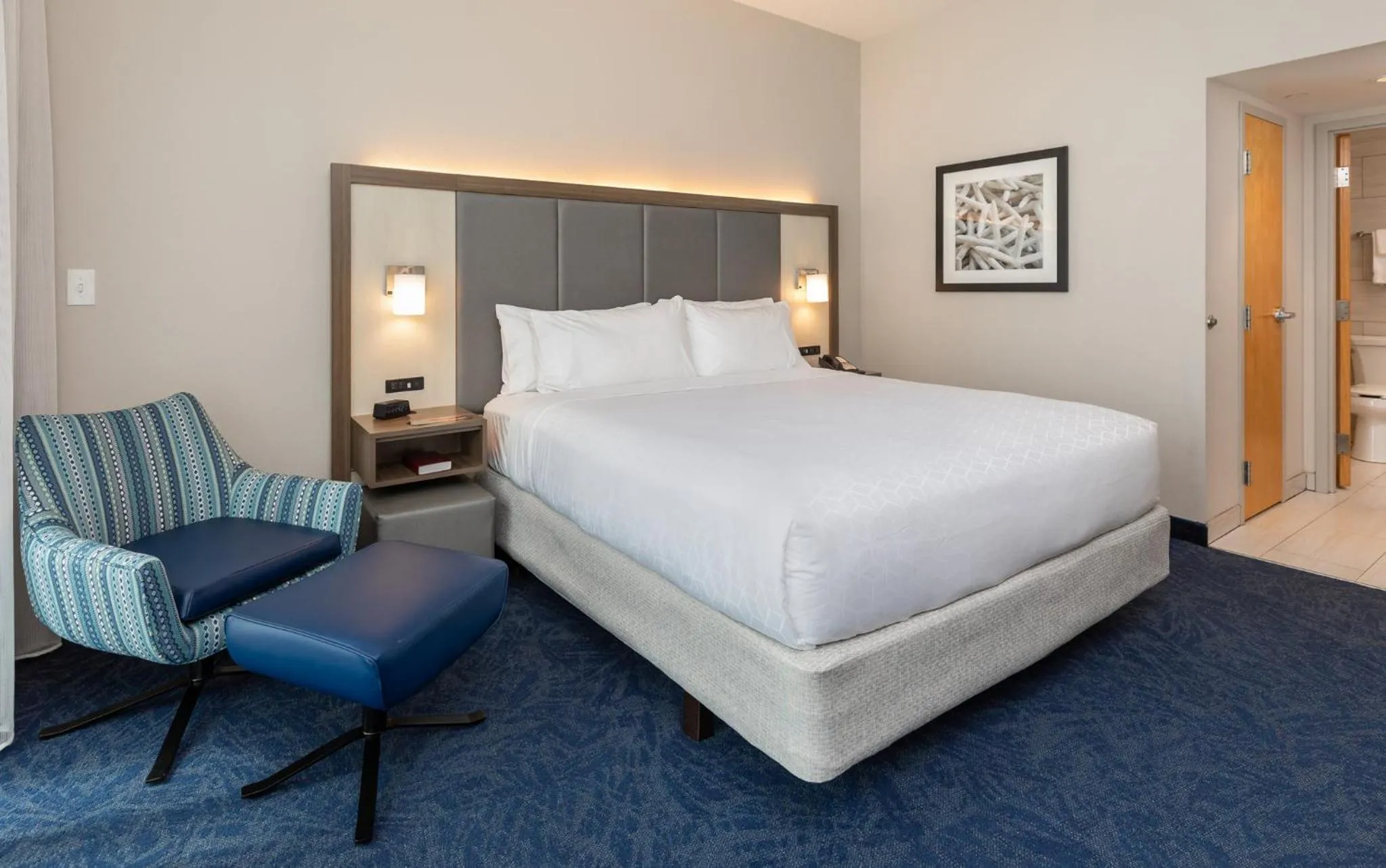 Bedroom, Bed in Holiday Inn Express Pensacola Beach by IHG