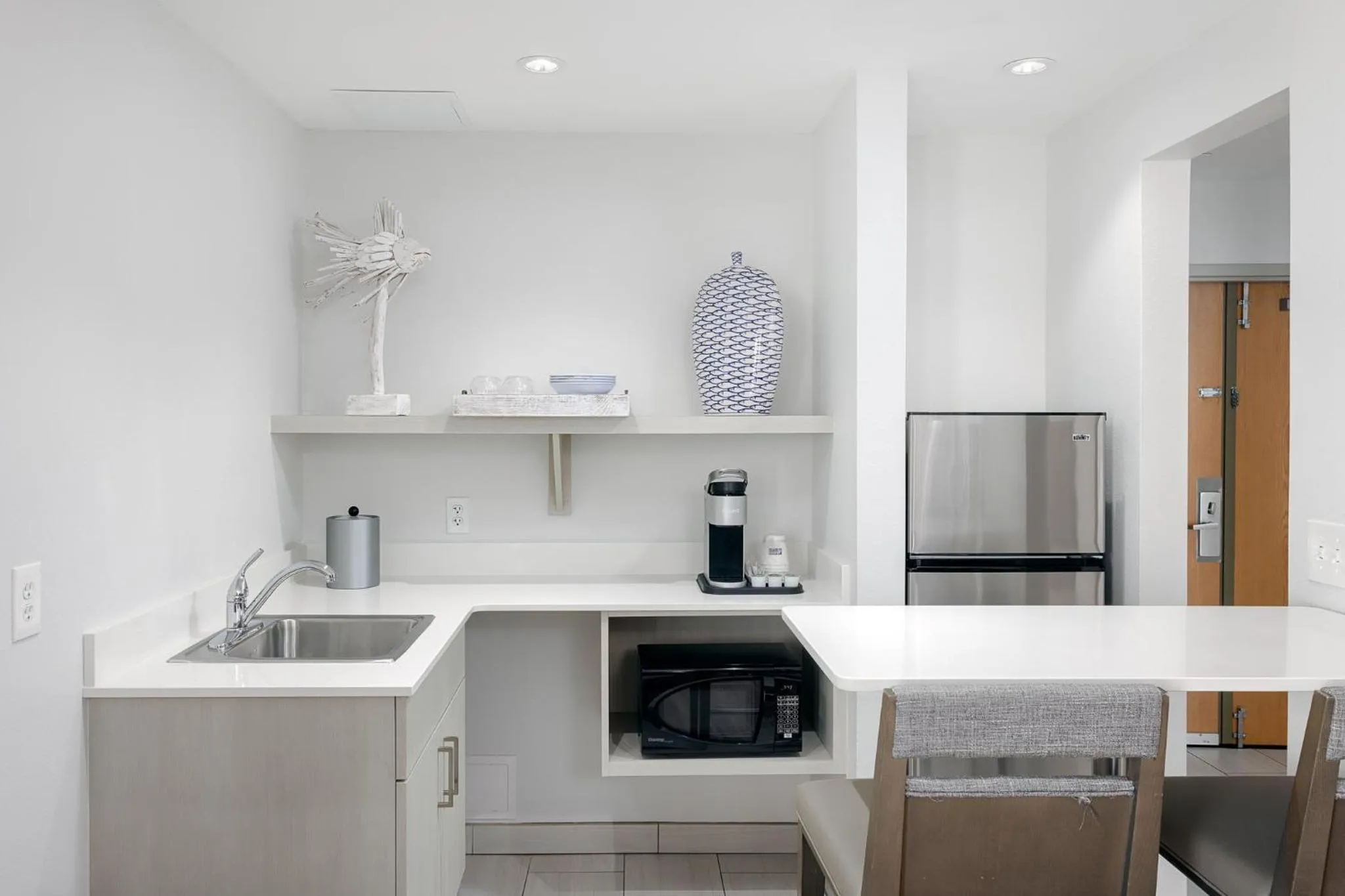 Photo of the whole room in Holiday Inn Express Pensacola Beach by IHG