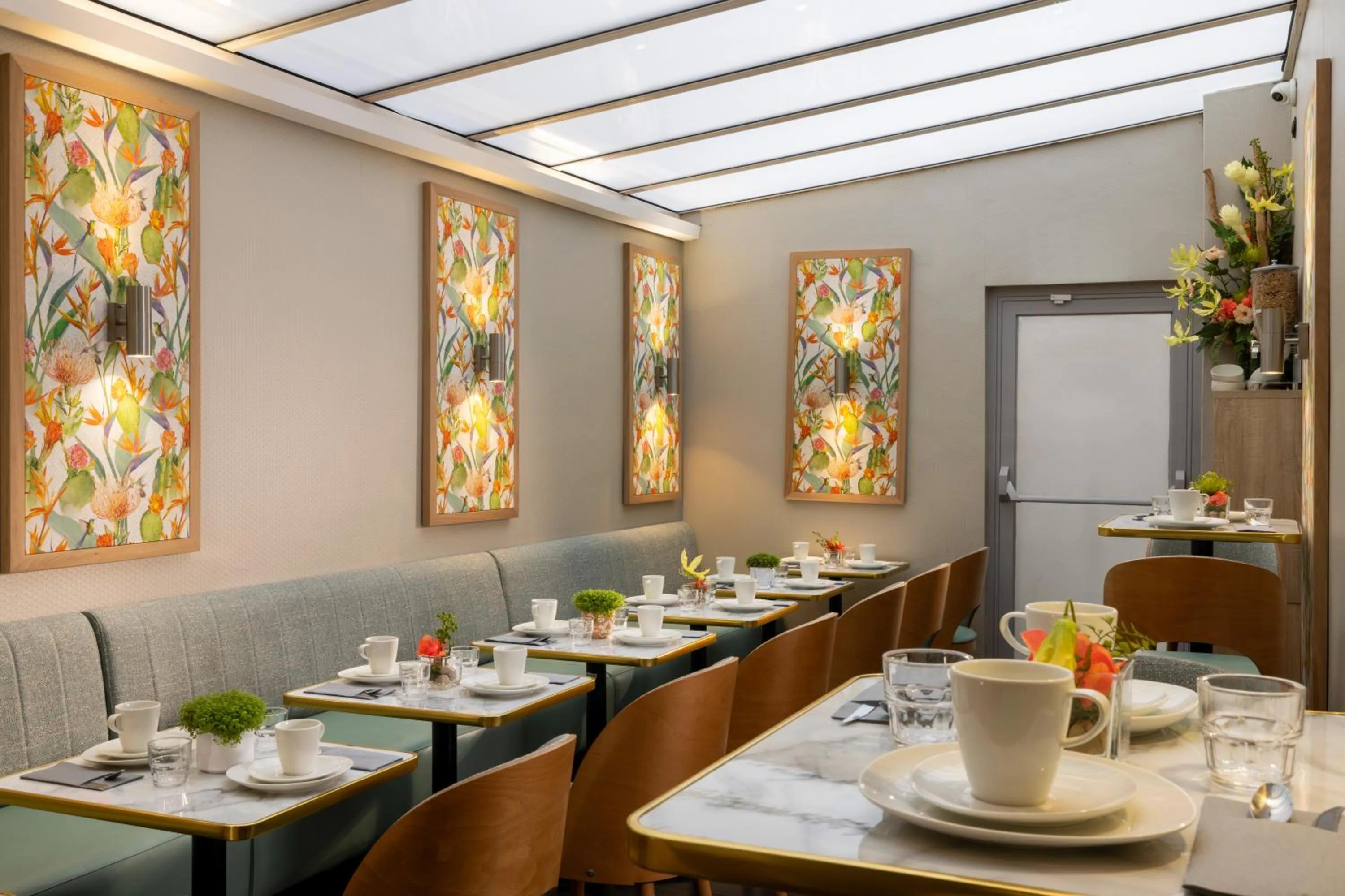 Breakfast in Jack's Hotel