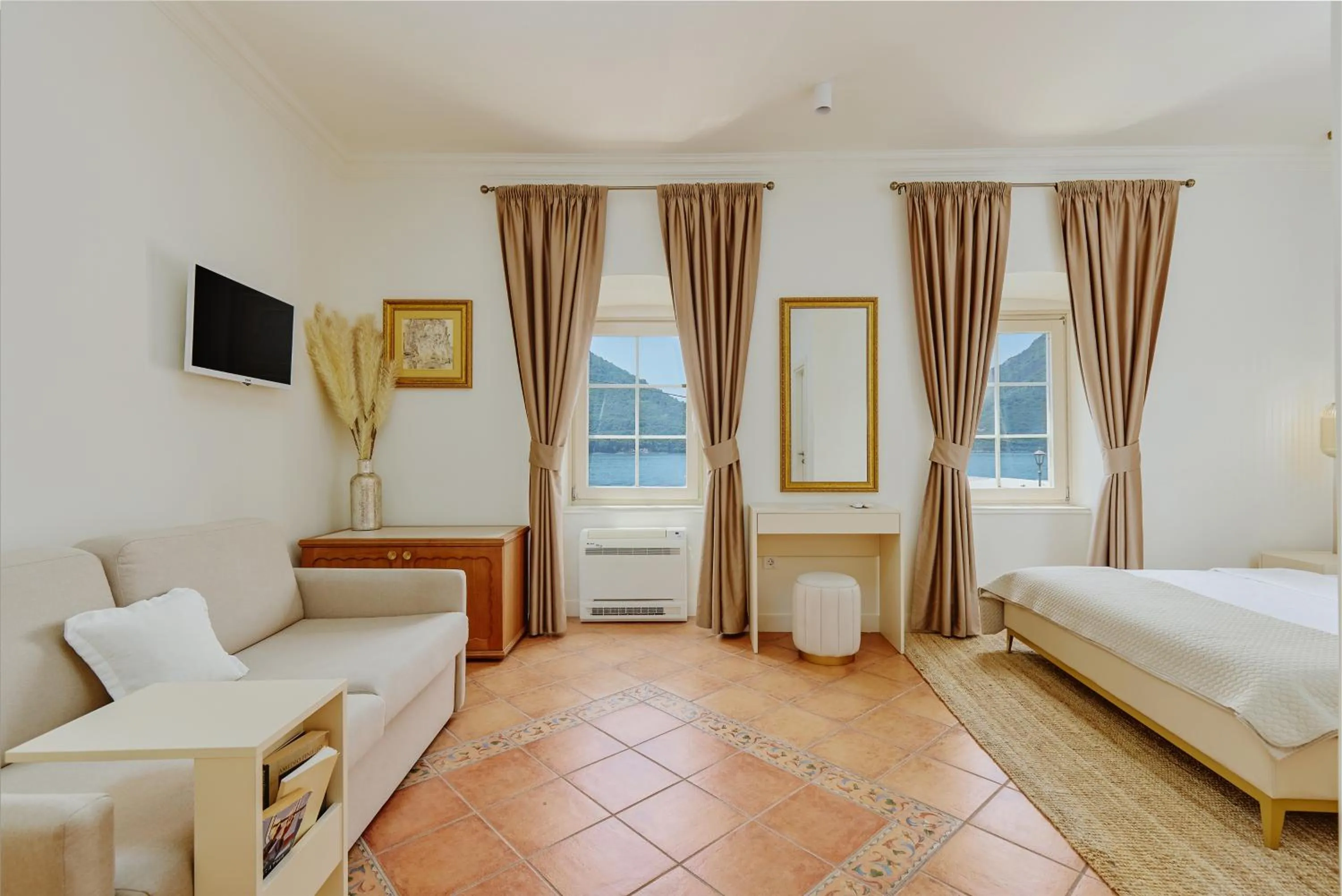 Bed in Vila Perast Boutique Hotel