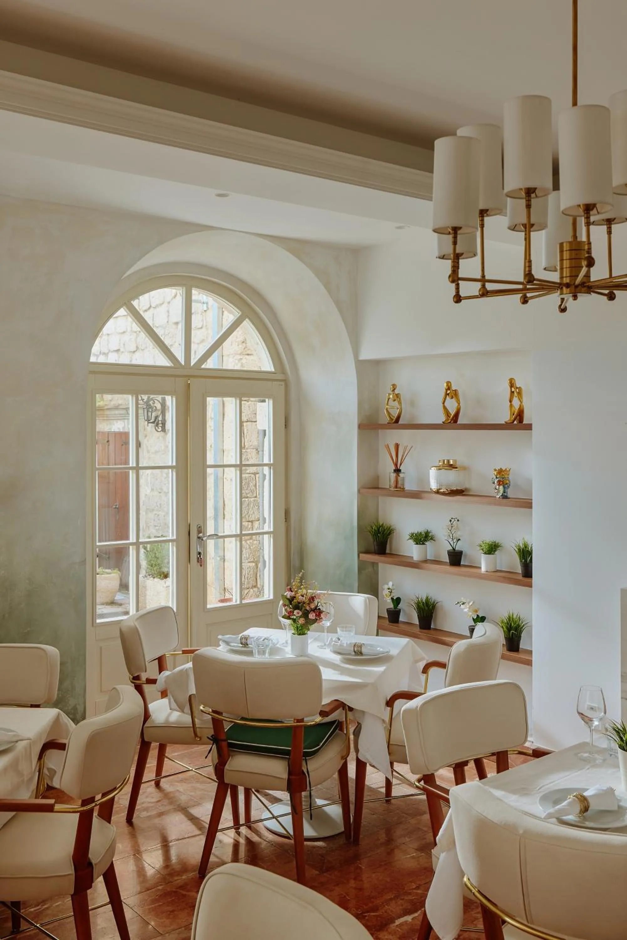 Restaurant/places to eat in Vila Perast Boutique Hotel