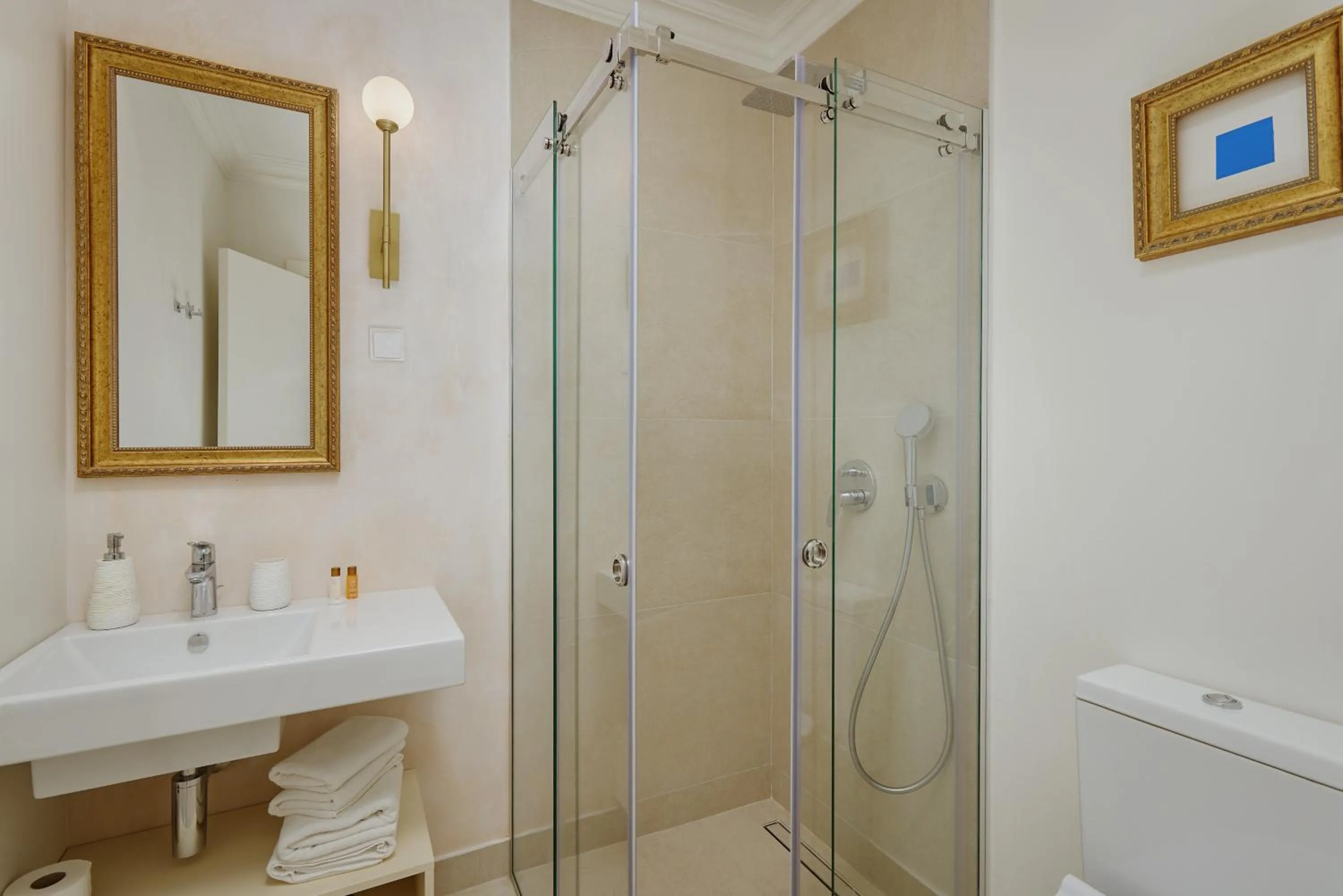 Shower in Vila Perast Boutique Hotel