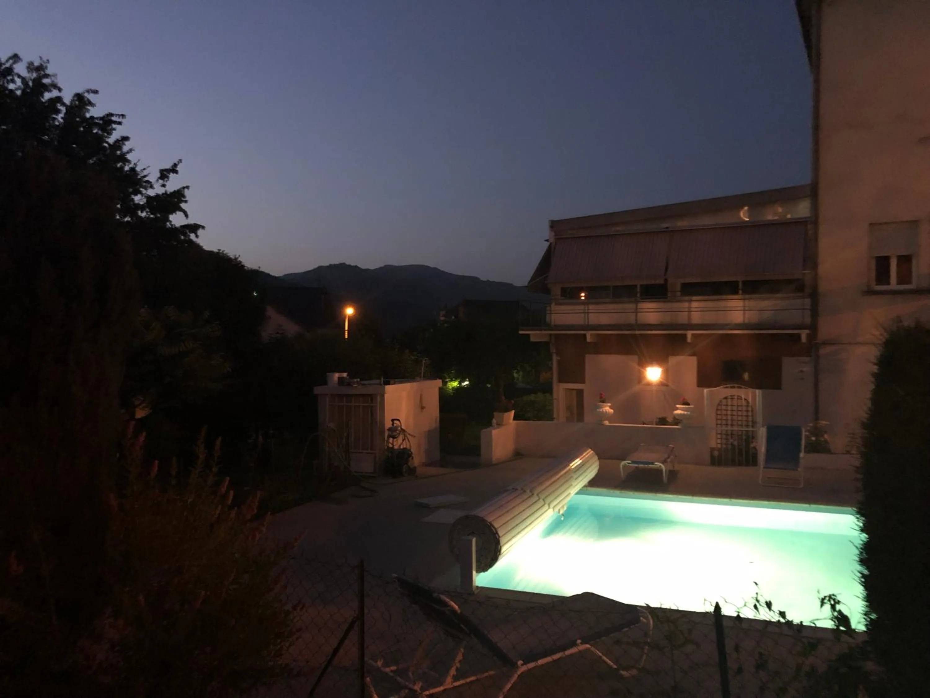 Swimming pool in Logis Hôtel restaurant Bel Horizon