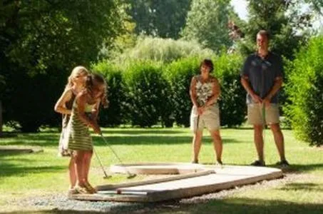 Area and facilities in LOGIS - Auberge Du Colombier