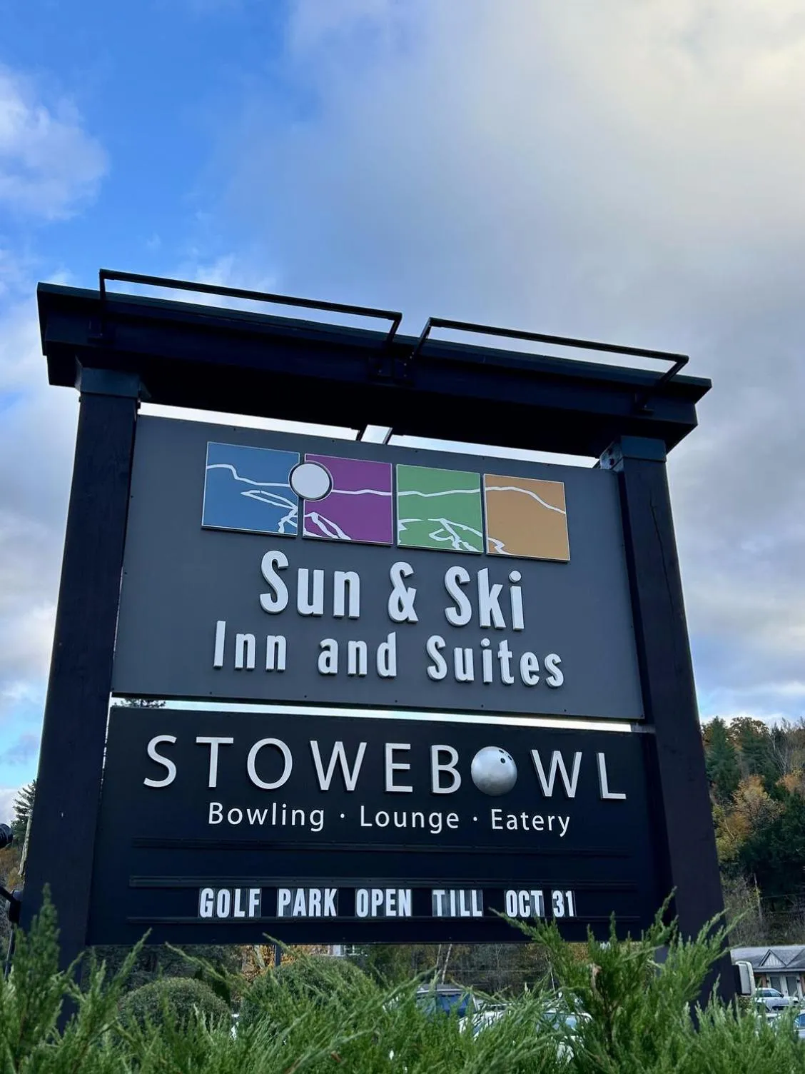 Property logo or sign in Sun & Ski Inn and Suites