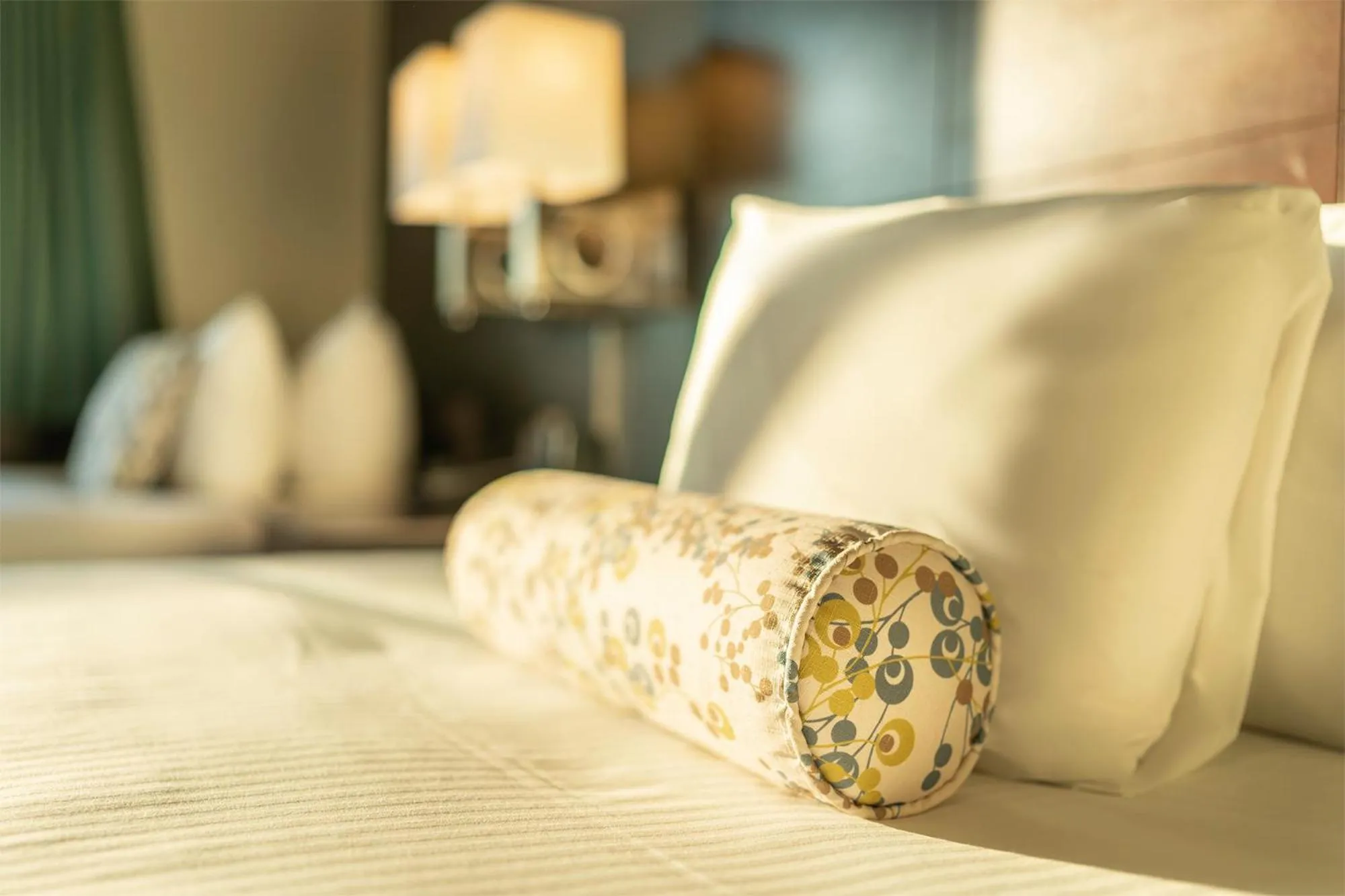 Bed in Sun & Ski Inn and Suites