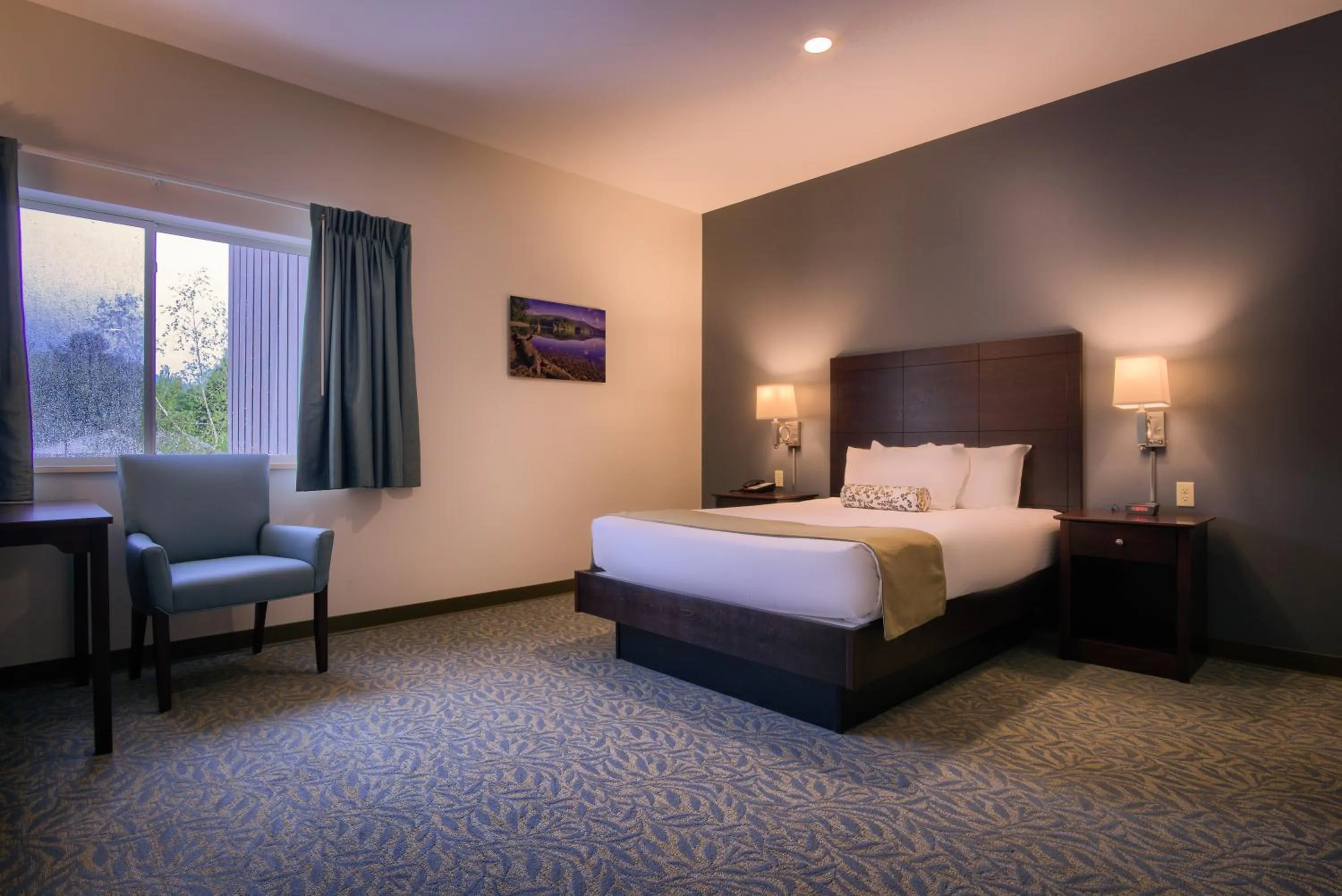 Photo of the whole room, Bed in Sun & Ski Inn and Suites