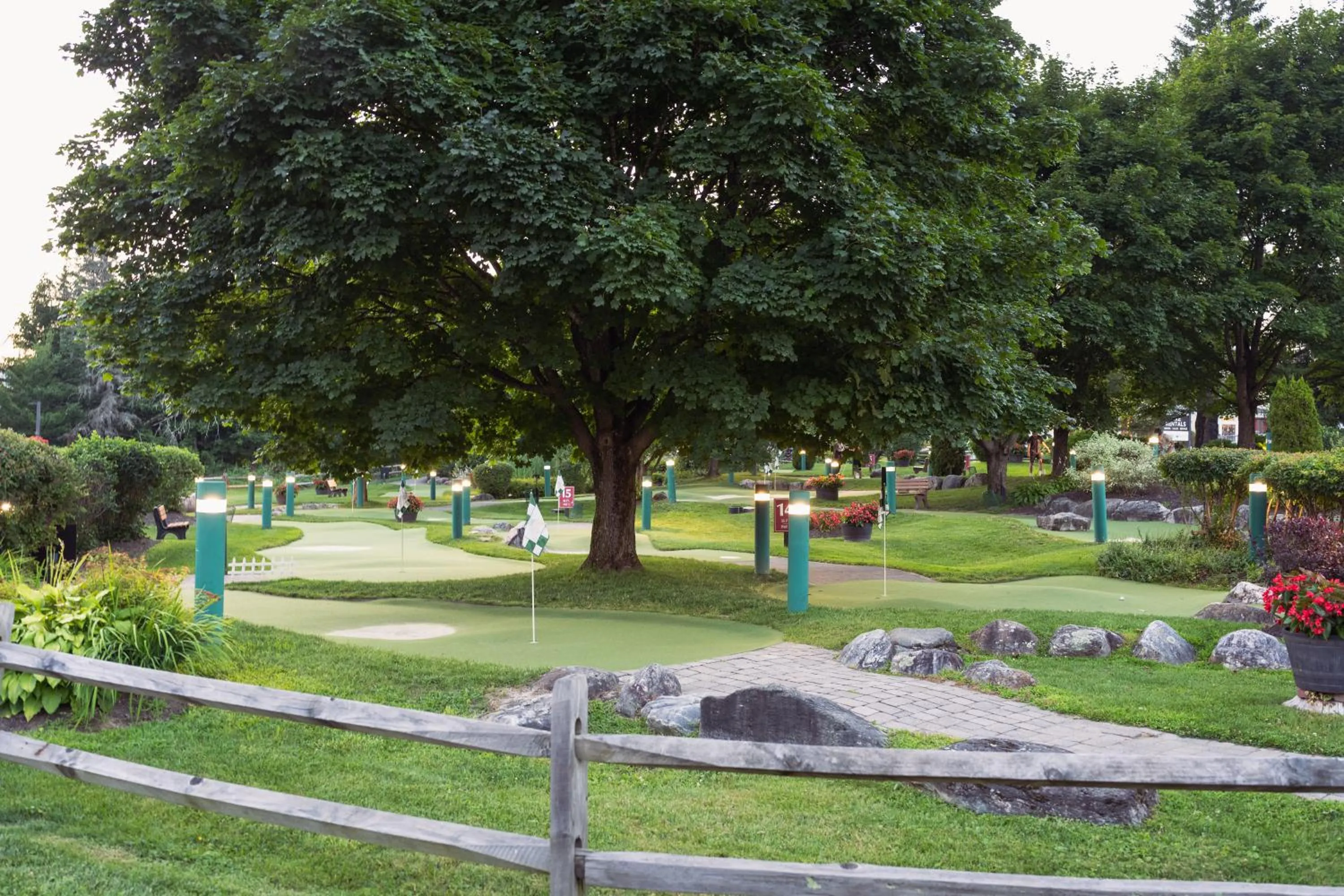 Minigolf in Sun & Ski Inn and Suites