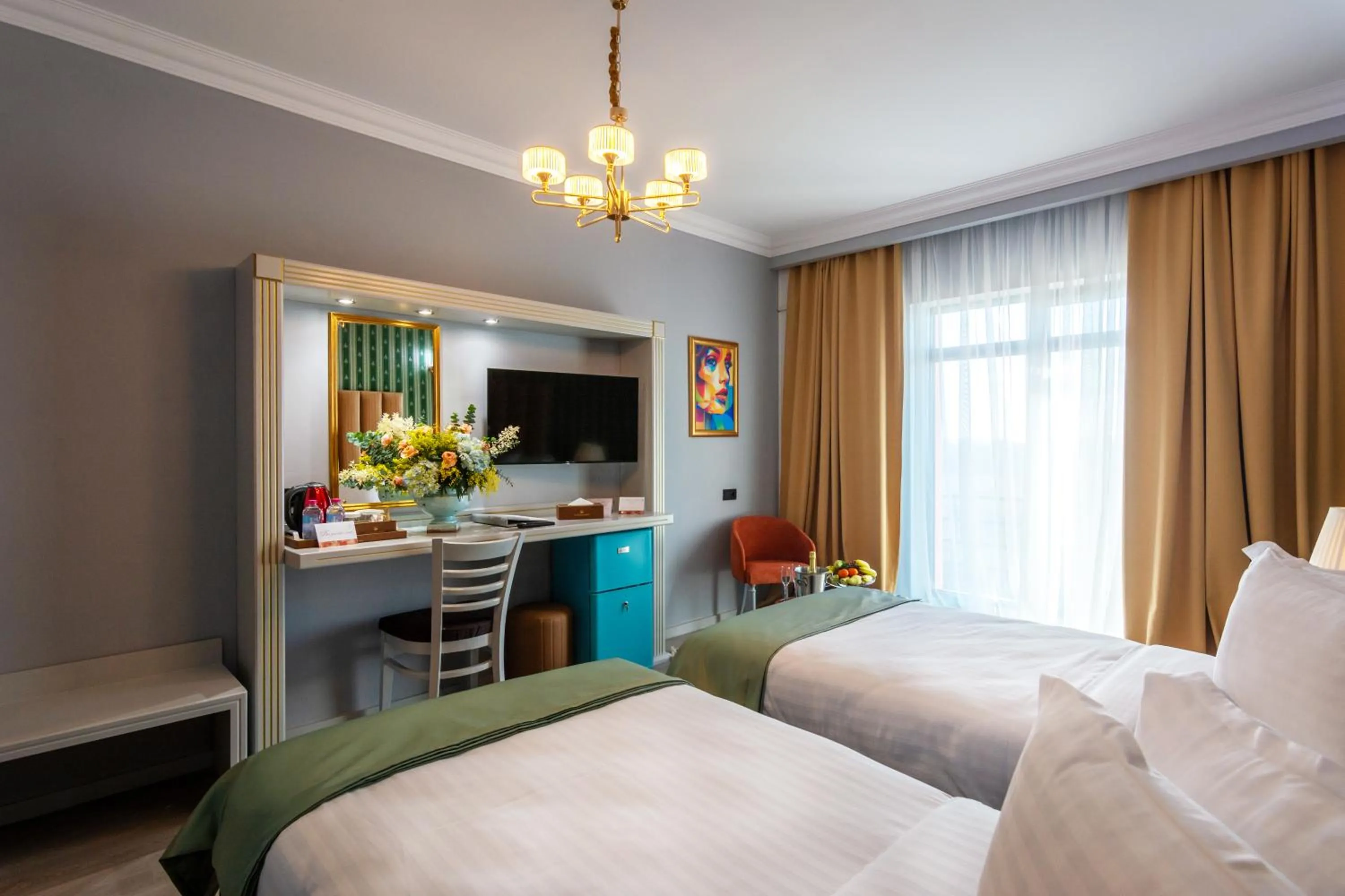 Photo of the whole room, Bed in Phoenicia Express Hotel