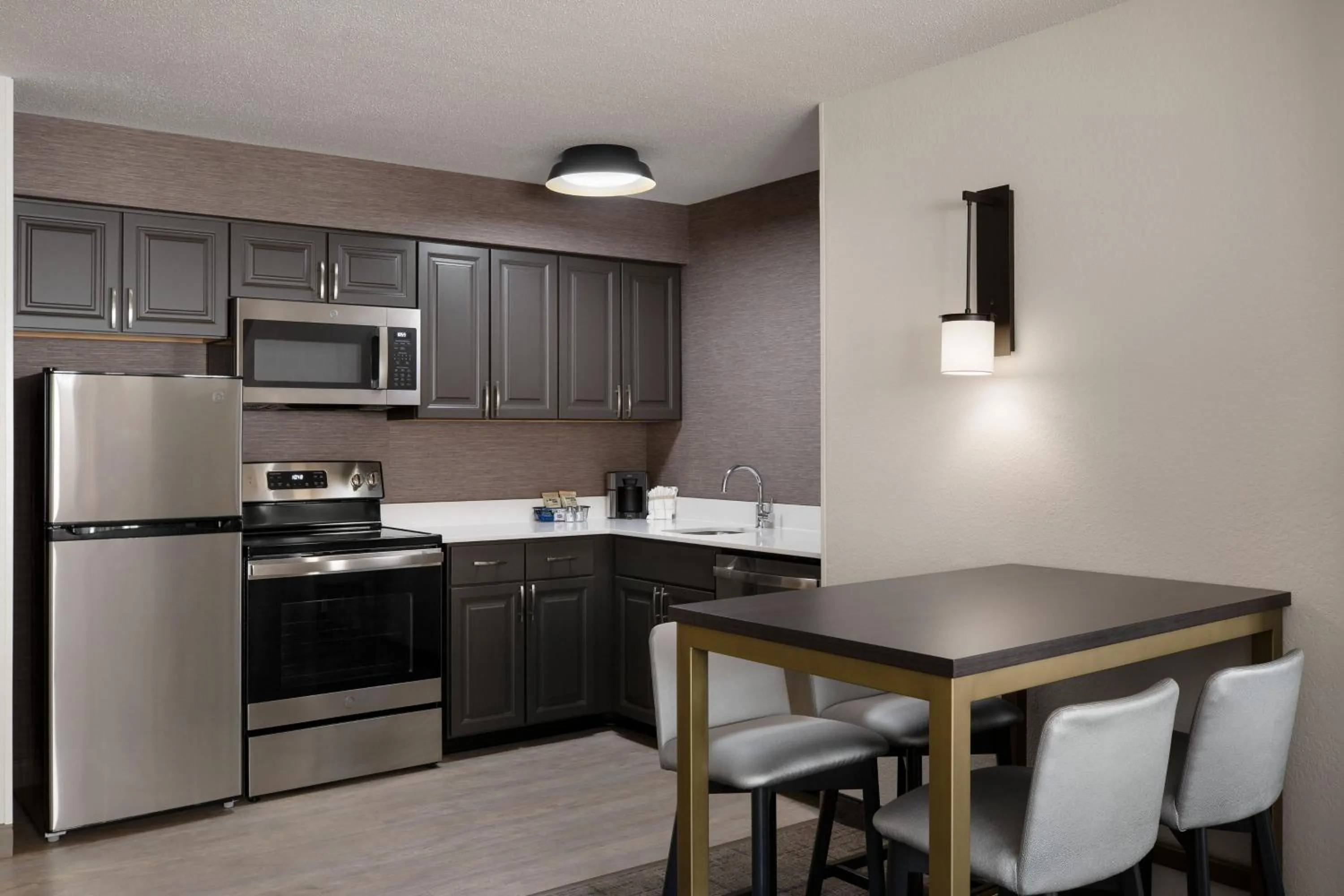 Bedroom in Residence Inn by Marriott Madison West/Middleton