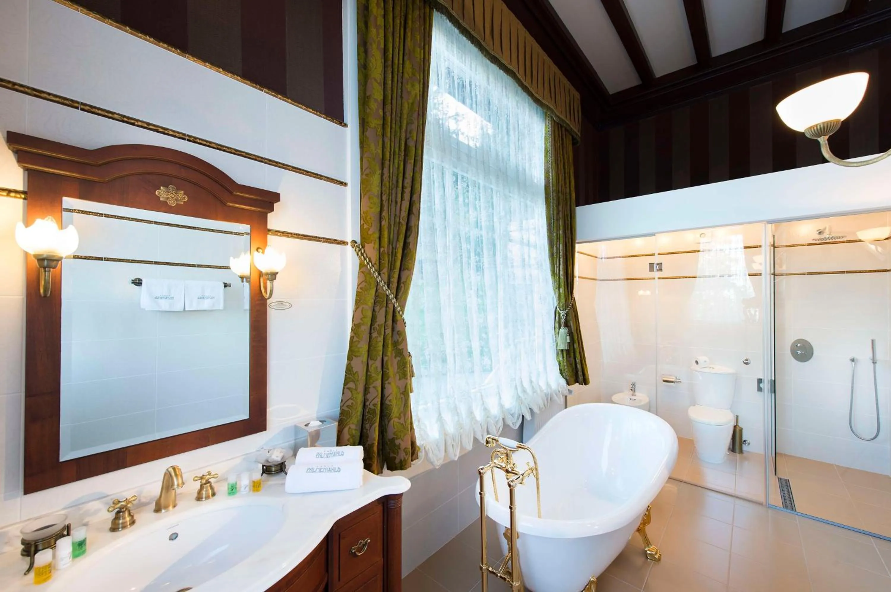 Bedroom in Das Palmenwald Schwarzwaldhof, BW Signature Collection