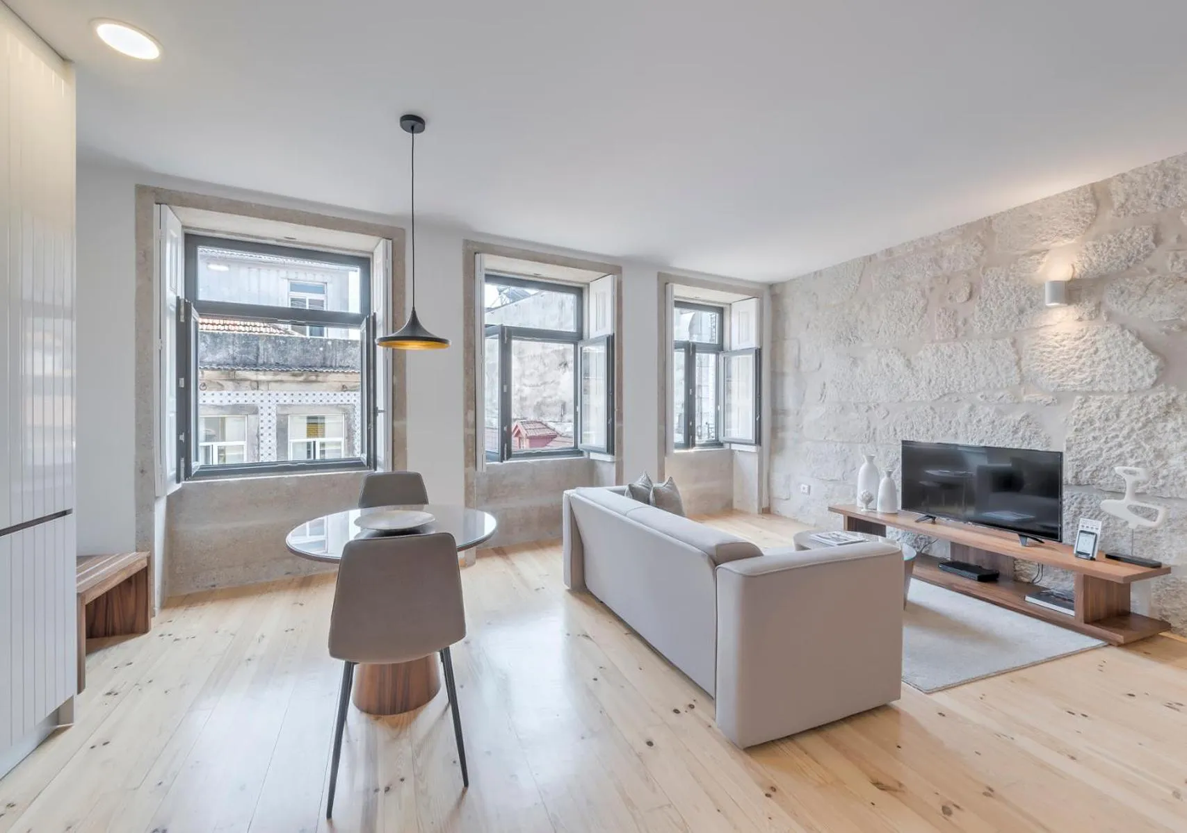 Living room in Oporto Street Sá de Noronha