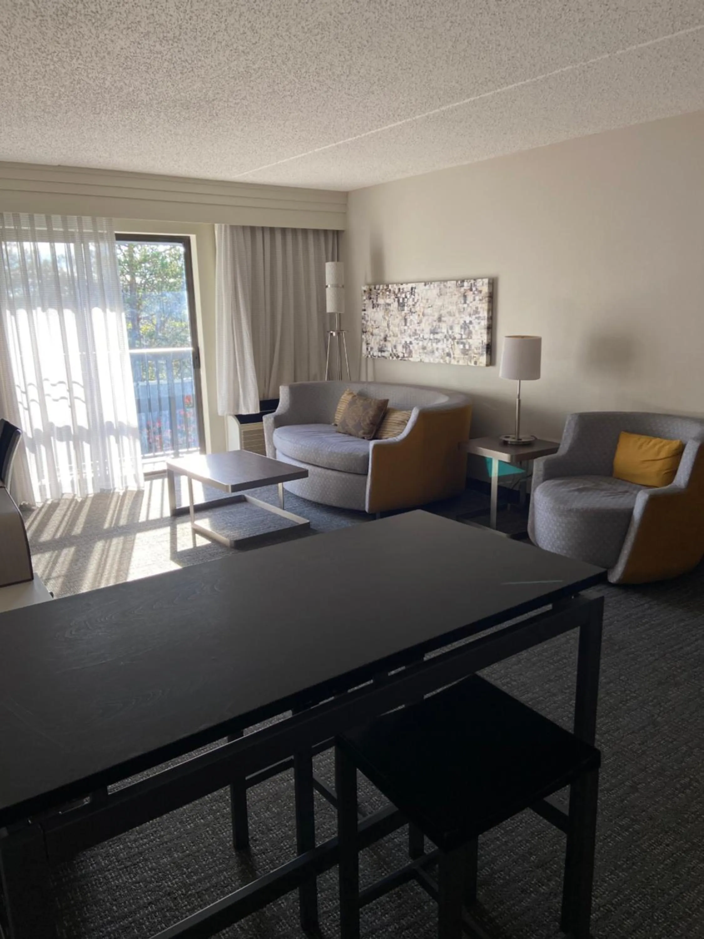 Living room in Courtyard Detroit Brighton