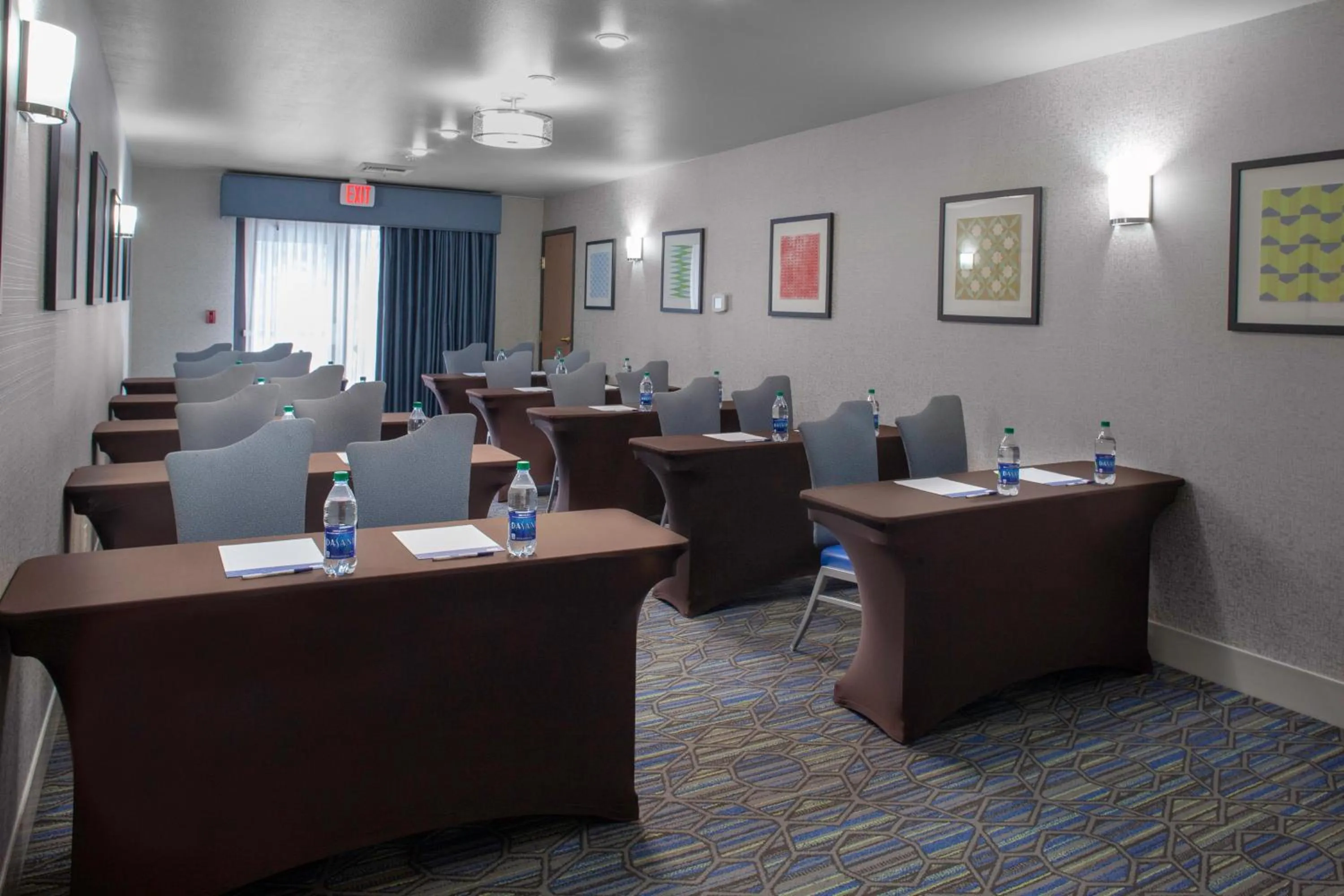 Meeting/conference room in Holiday Inn Express Hotel & Suites Coeur D'Alene I-90 Exit 11 by IHG