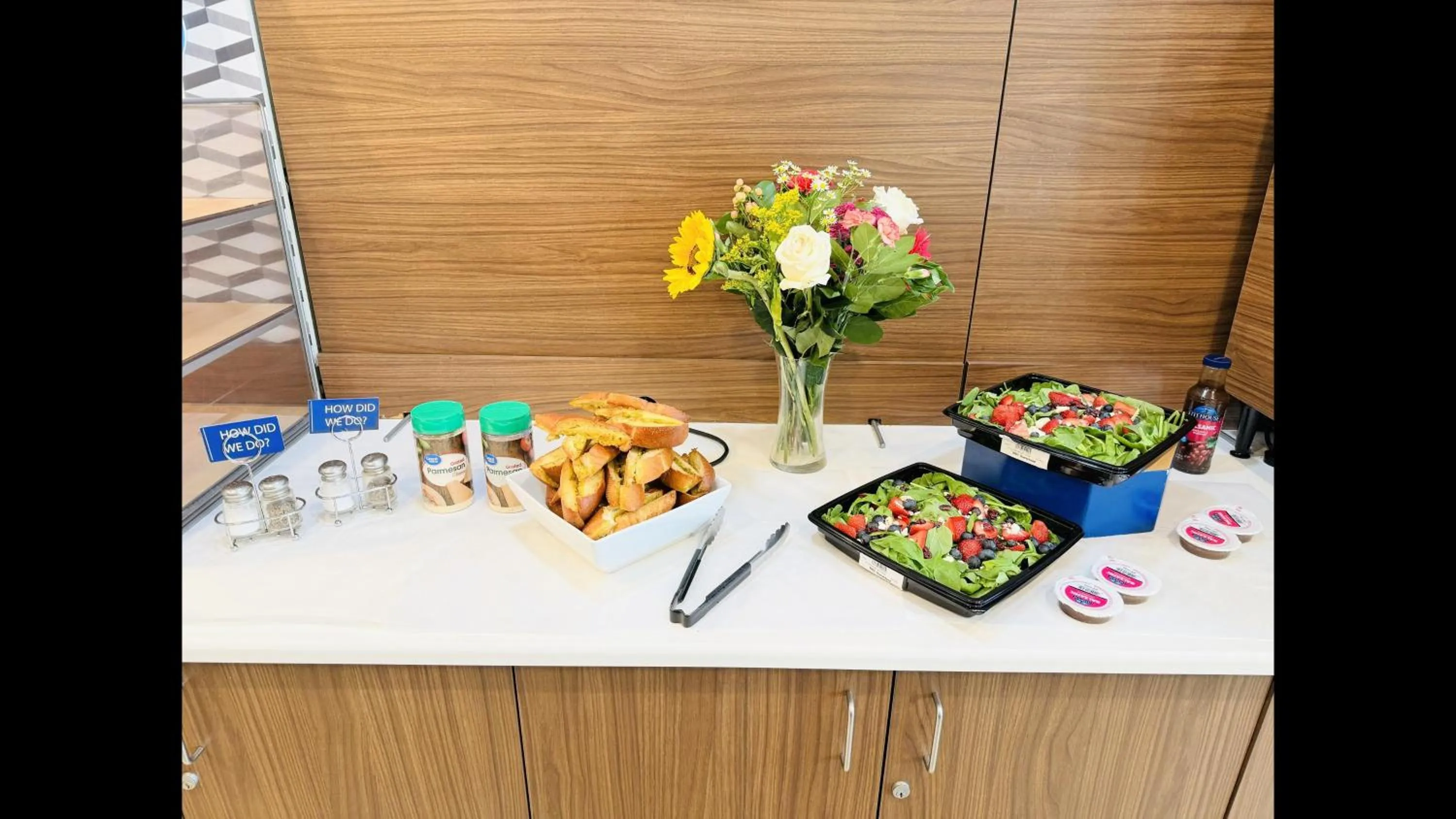 Restaurant/places to eat in Holiday Inn Express Hotel & Suites Coeur D'Alene I-90 Exit 11 by IHG