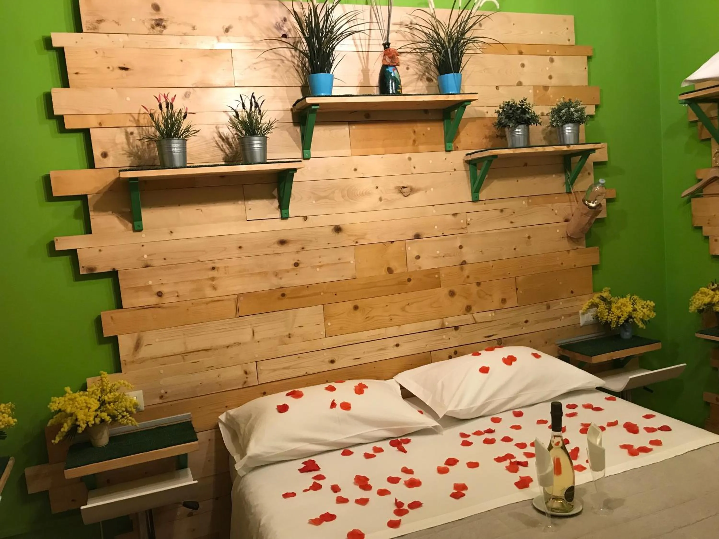 Patio, Bed in Marini Bed&Breakfast