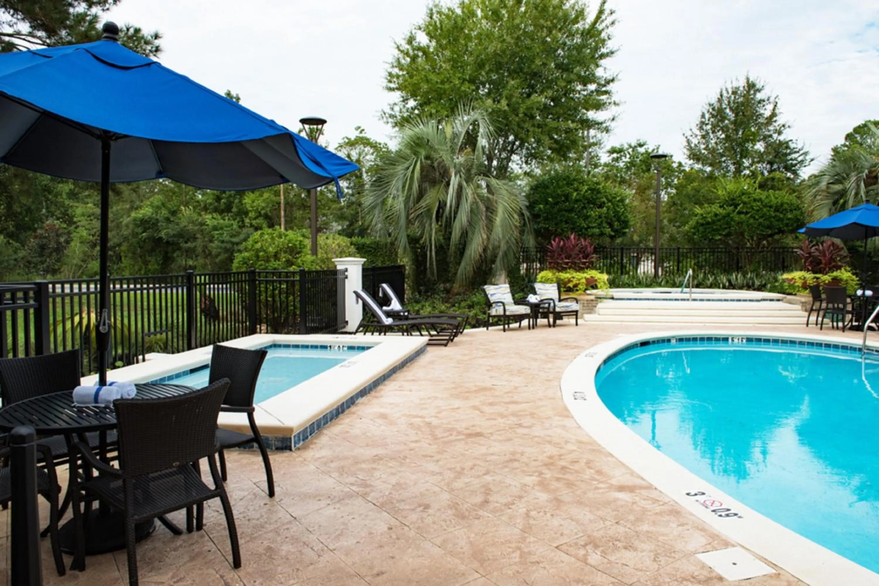 Swimming pool in Holiday Inn Express Pascagoula-Moss Point by IHG