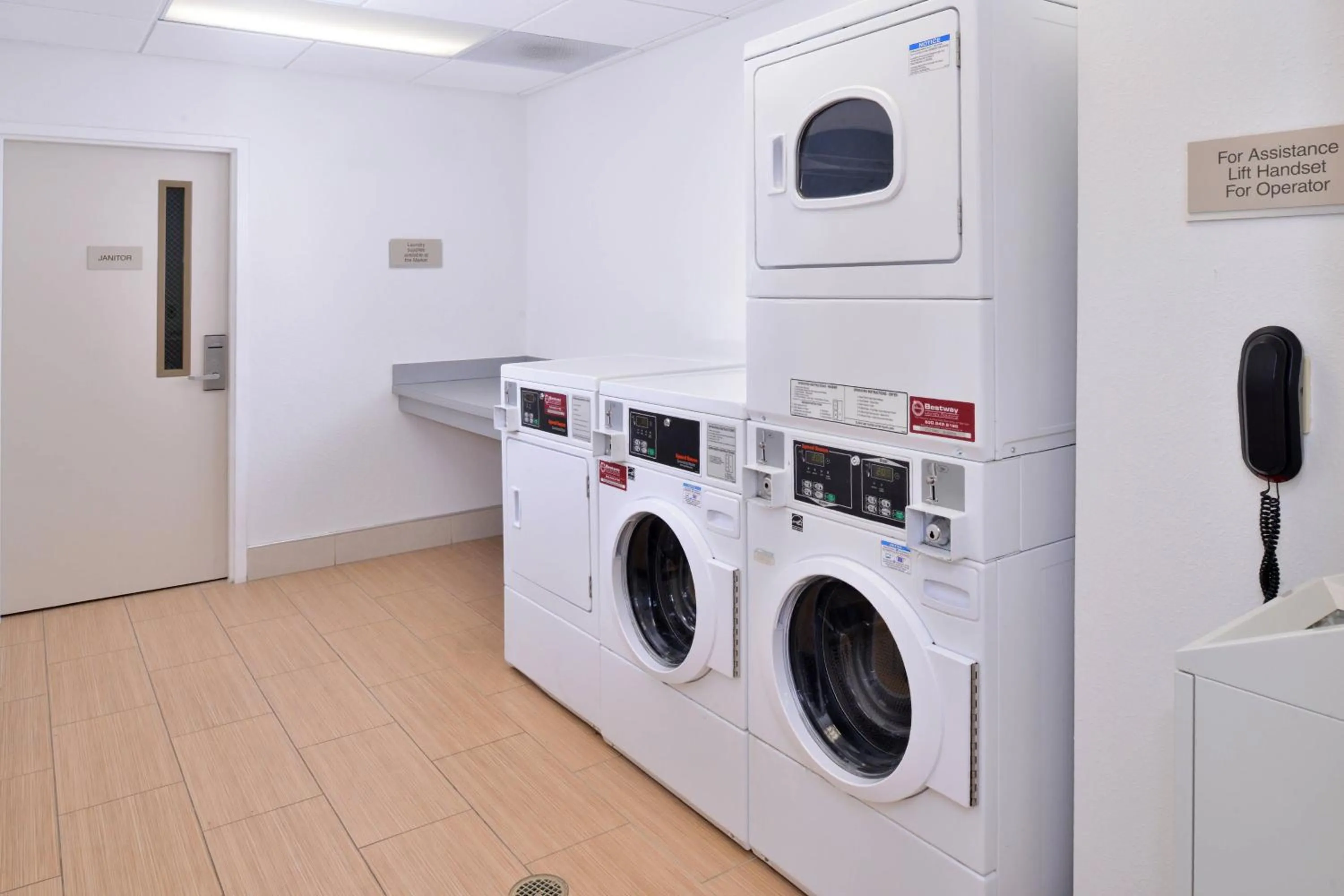 Other in SpringHill Suites by Marriott Corona Riverside