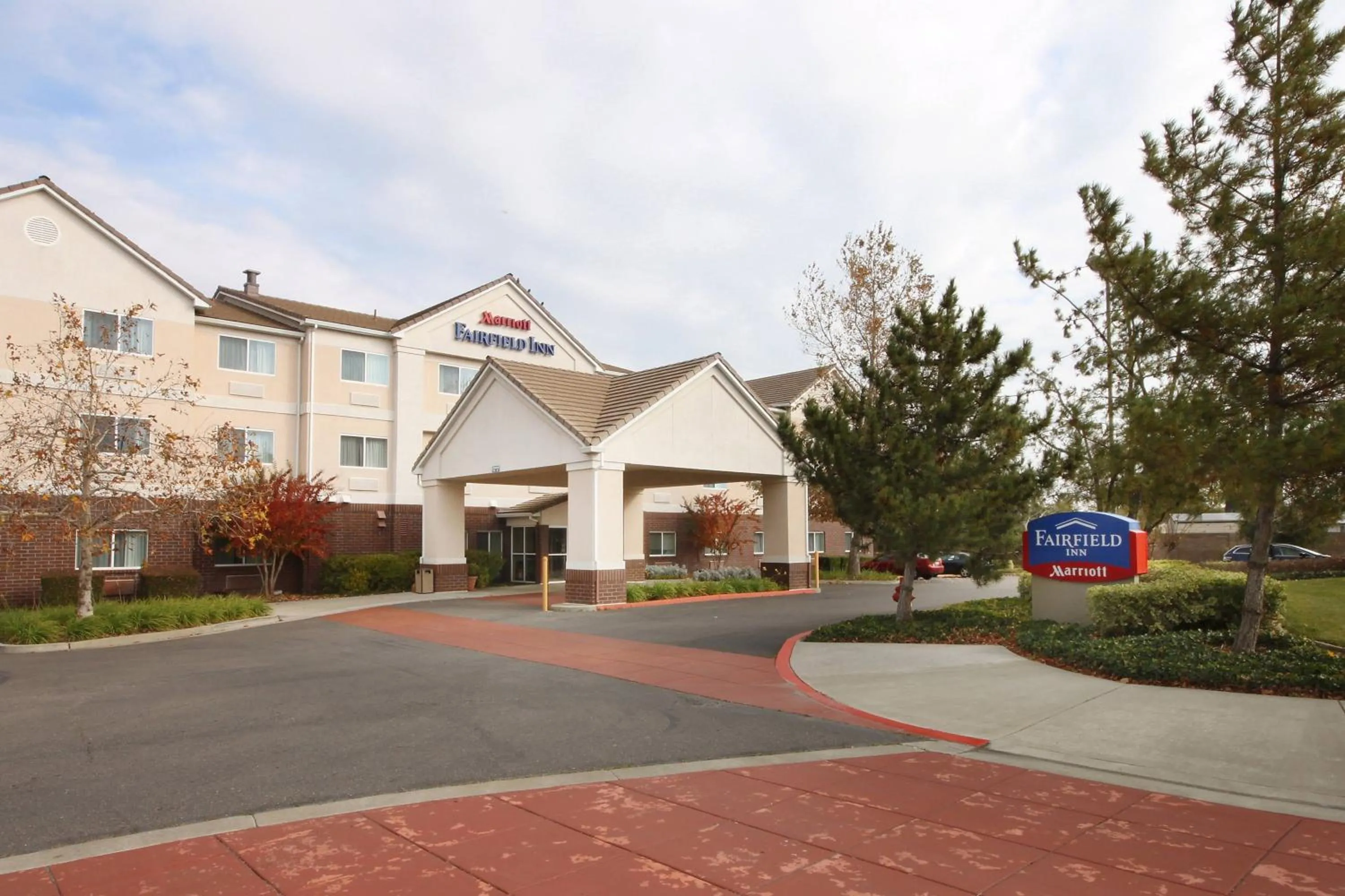 Property building in Fairfield Inn Vacaville