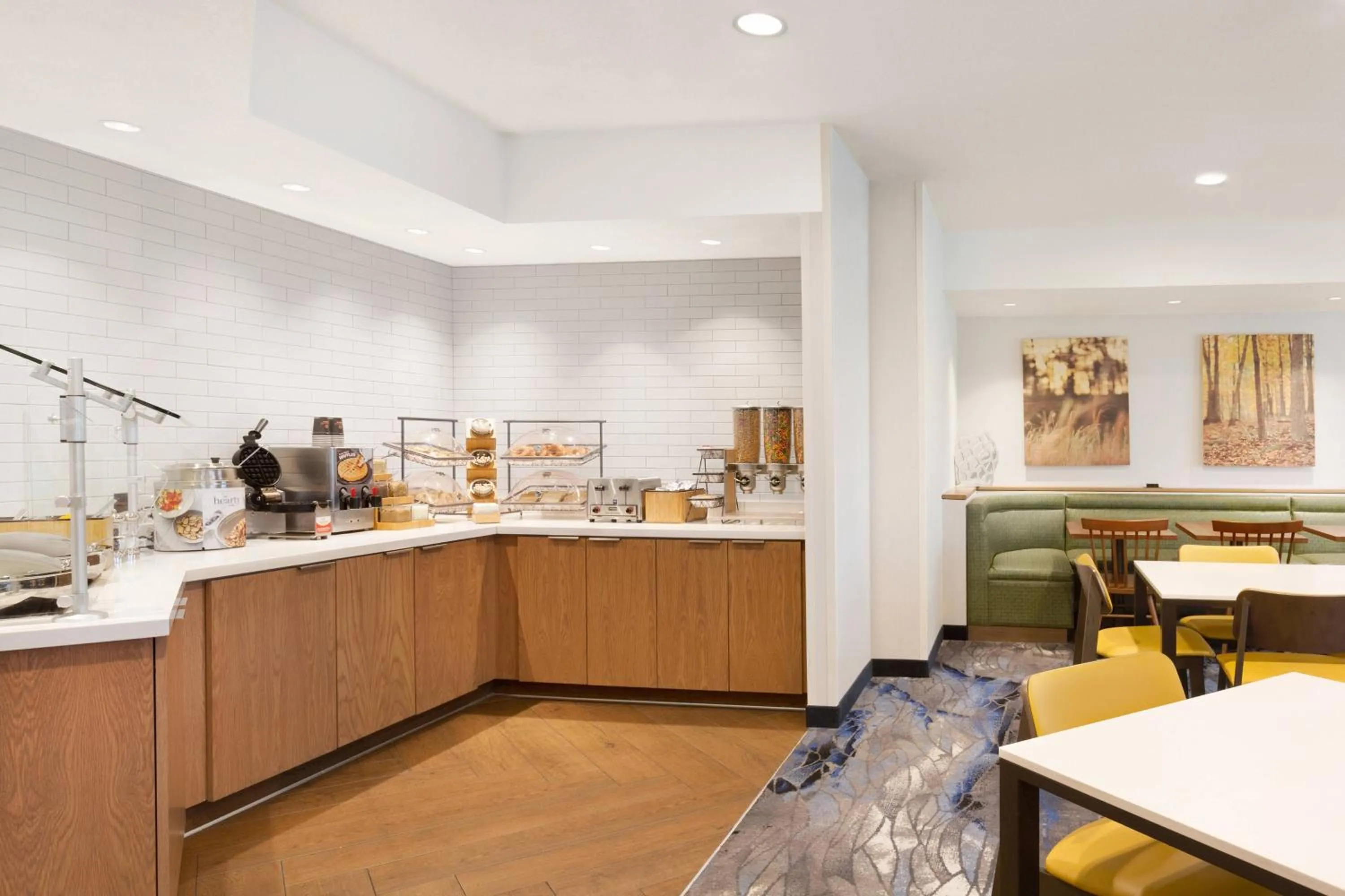 Breakfast in Fairfield Inn Vacaville