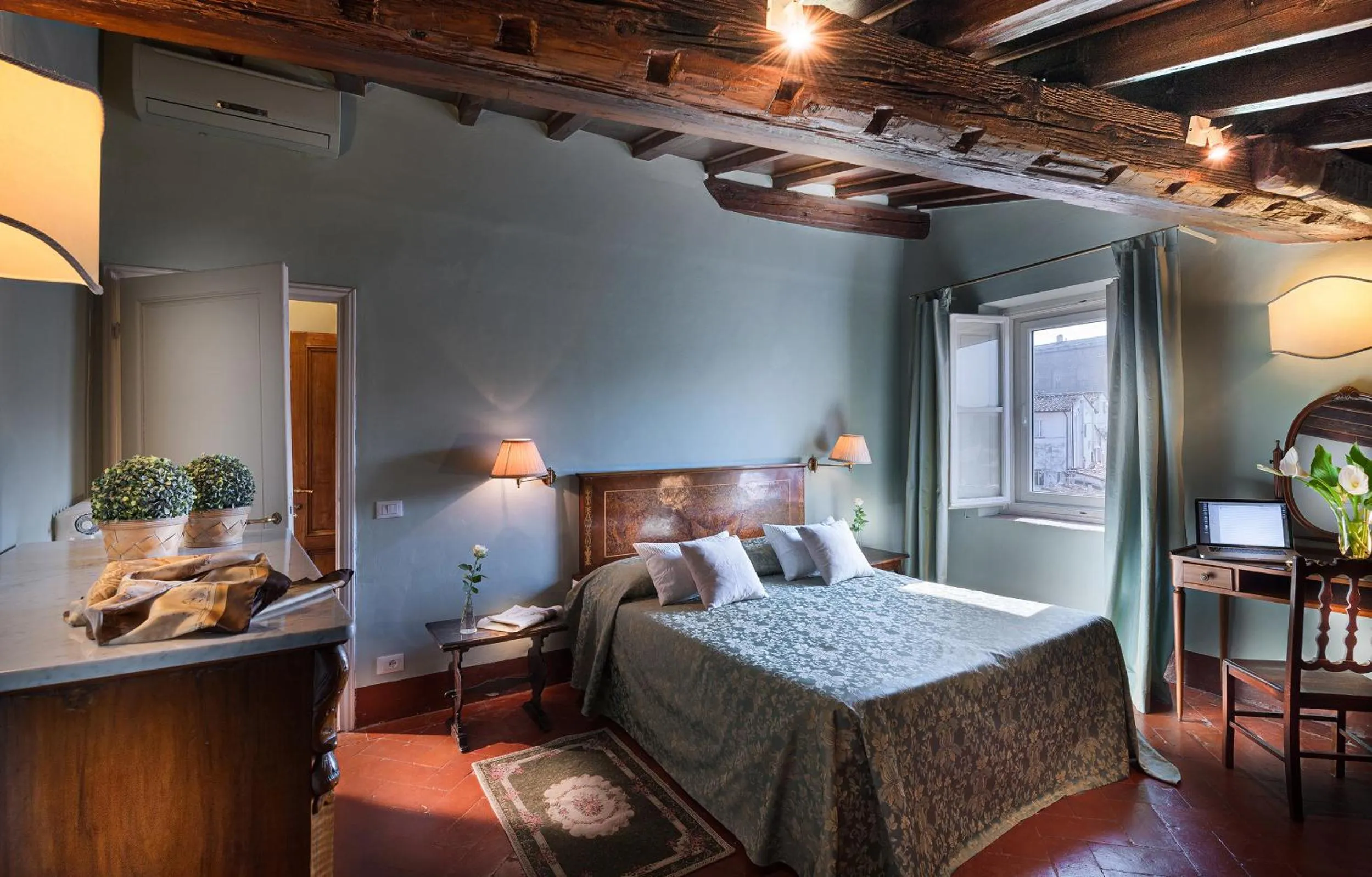 Bed in Hotel Palazzo Guadagni