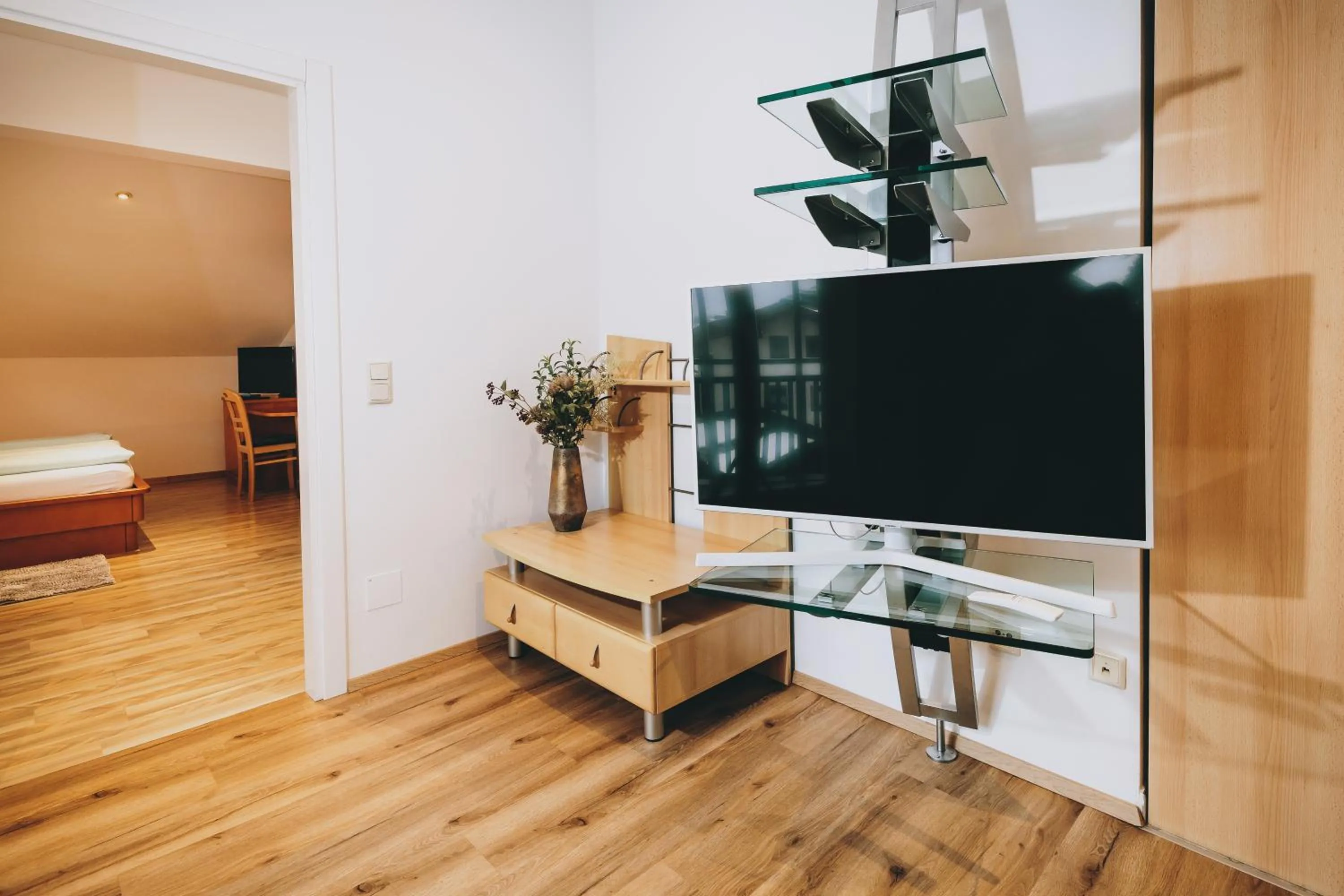 Living room, Bed in Villa Theresa
