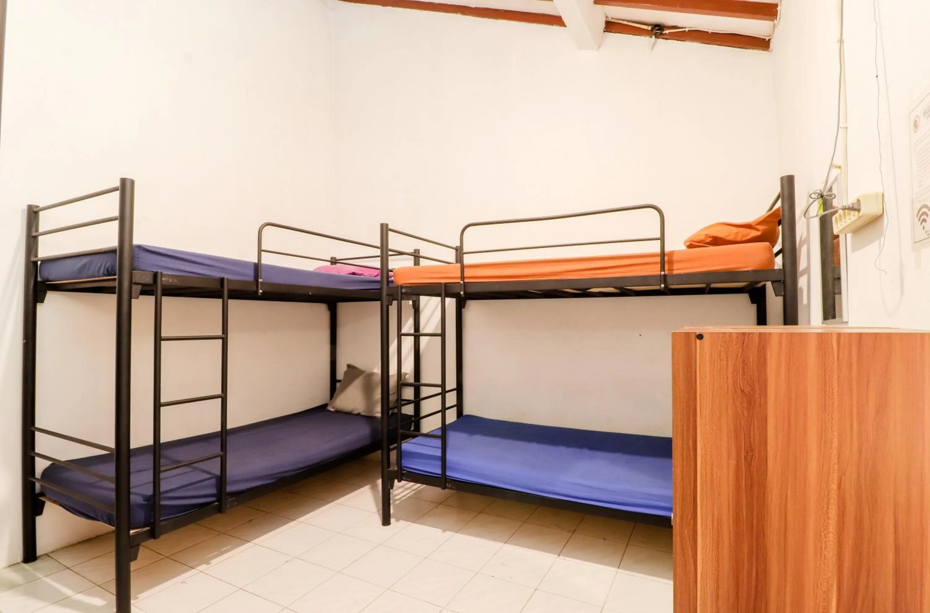 bunk bed, Bed in Arjuna 31