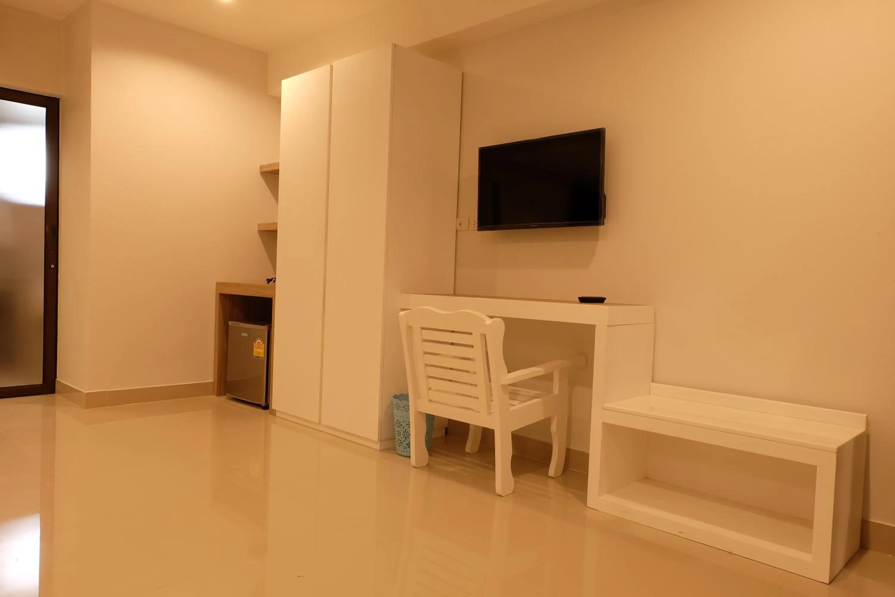 Photo of the whole room in Sunny Residence