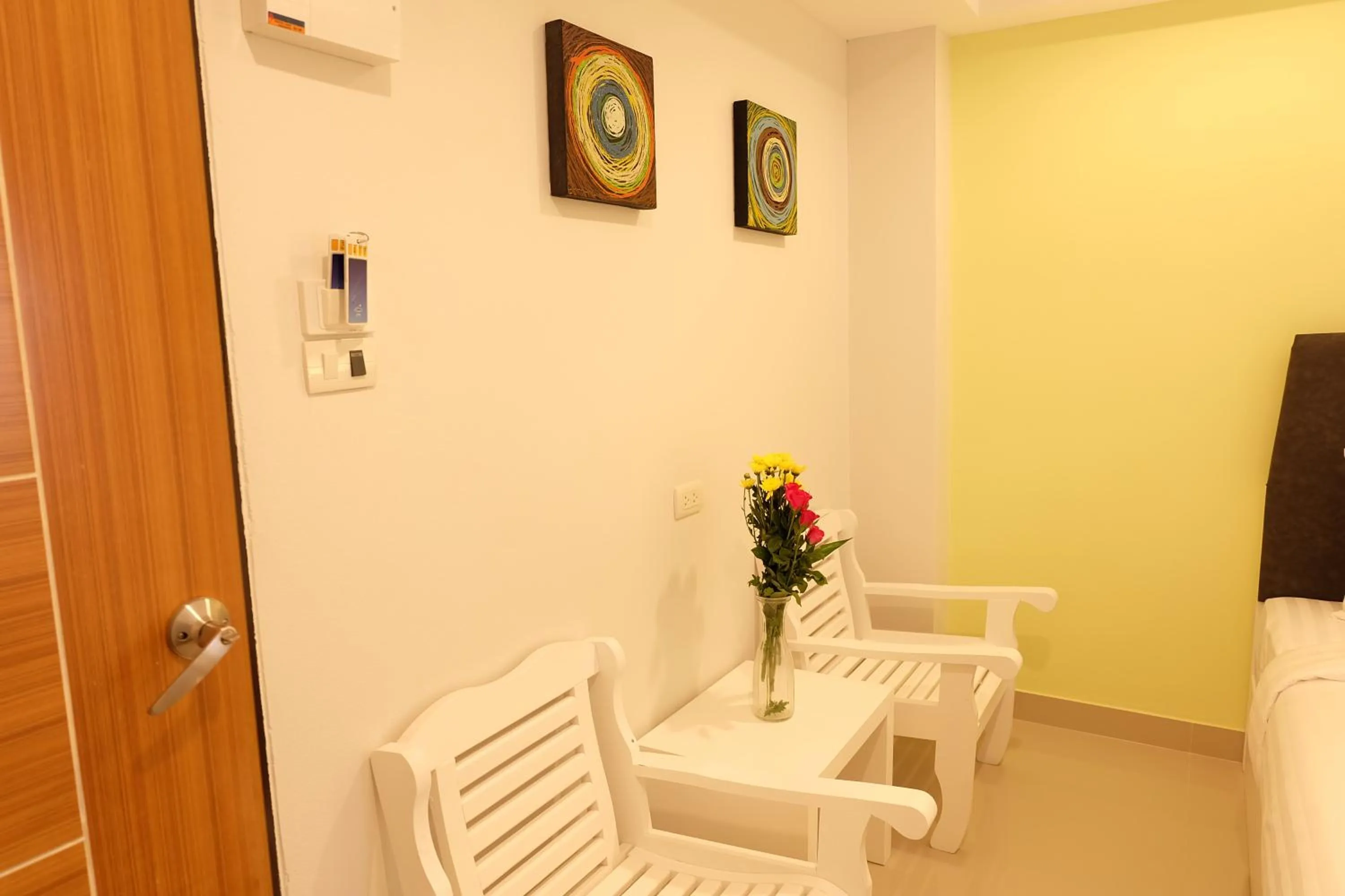 Photo of the whole room in Sunny Residence