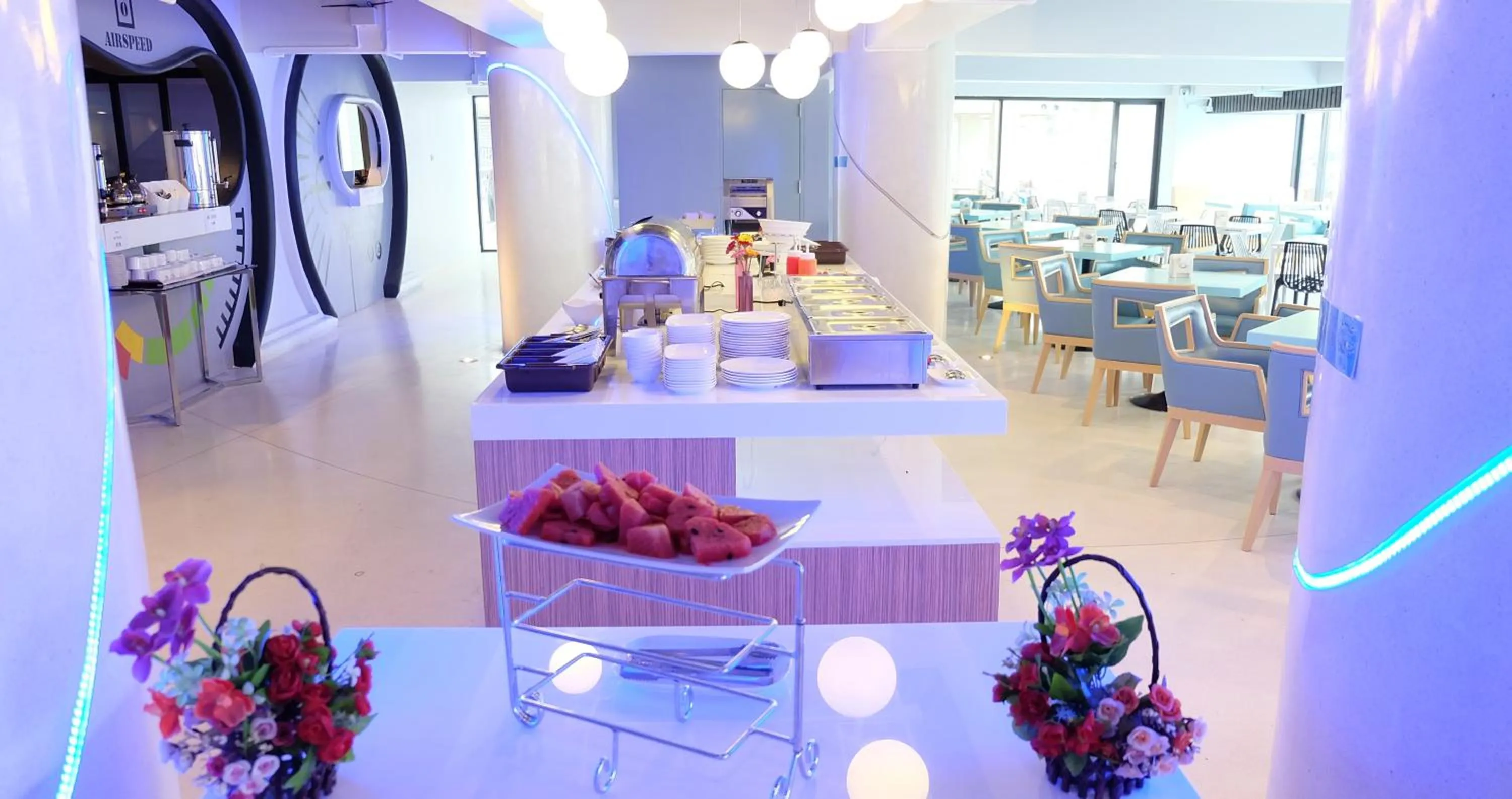 Restaurant/places to eat in Sunny Residence