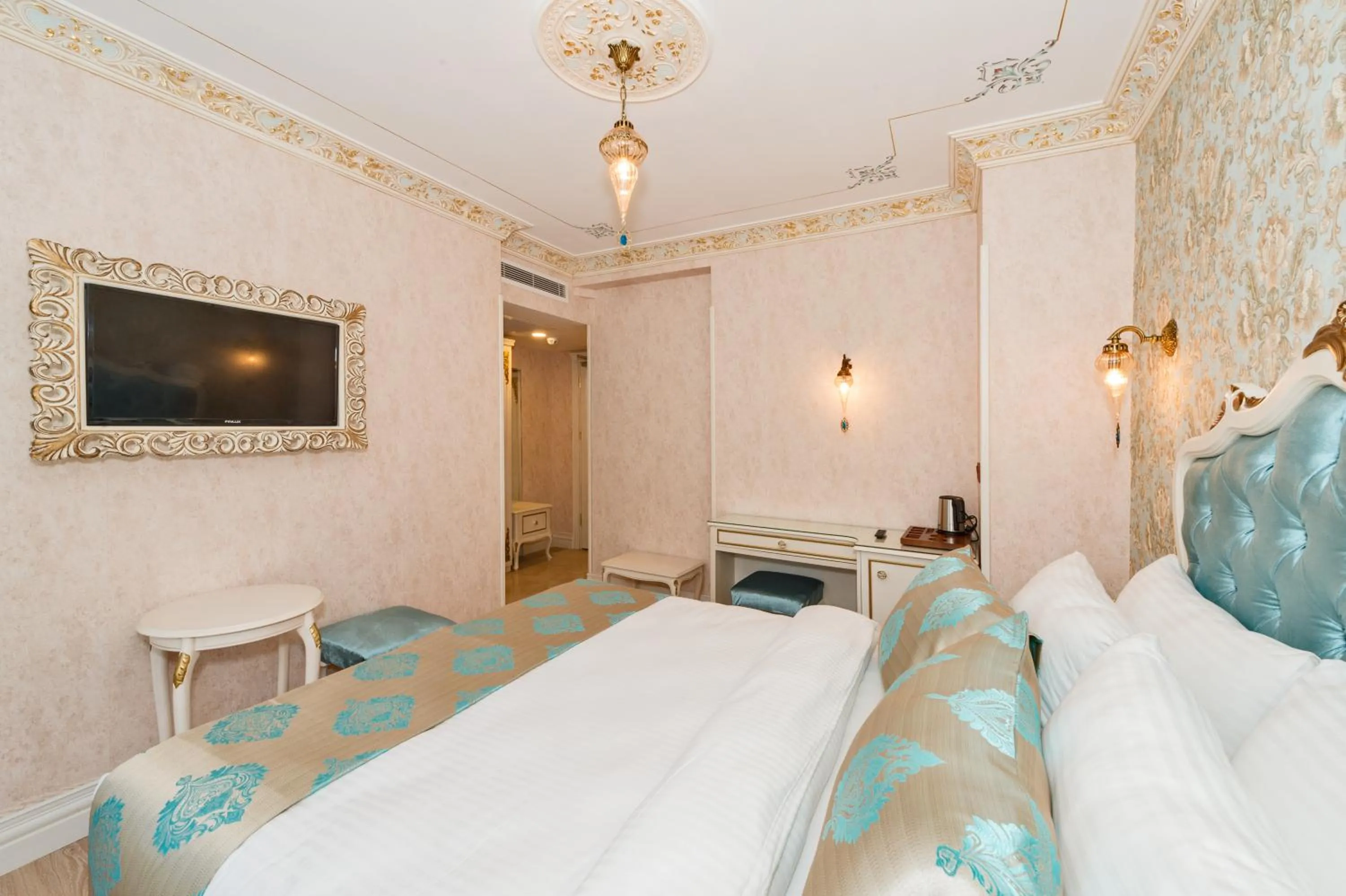 Garden, Bed in Hotel 1453