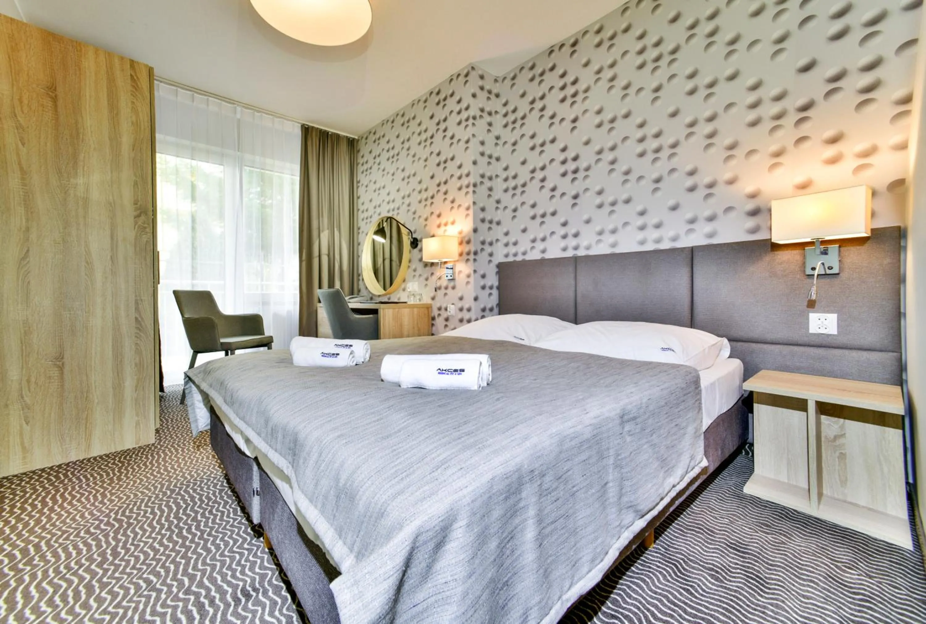 Akces Medical Fit & Spa Basen, Sauna, Jacuzzi i Siłownia w Cenie