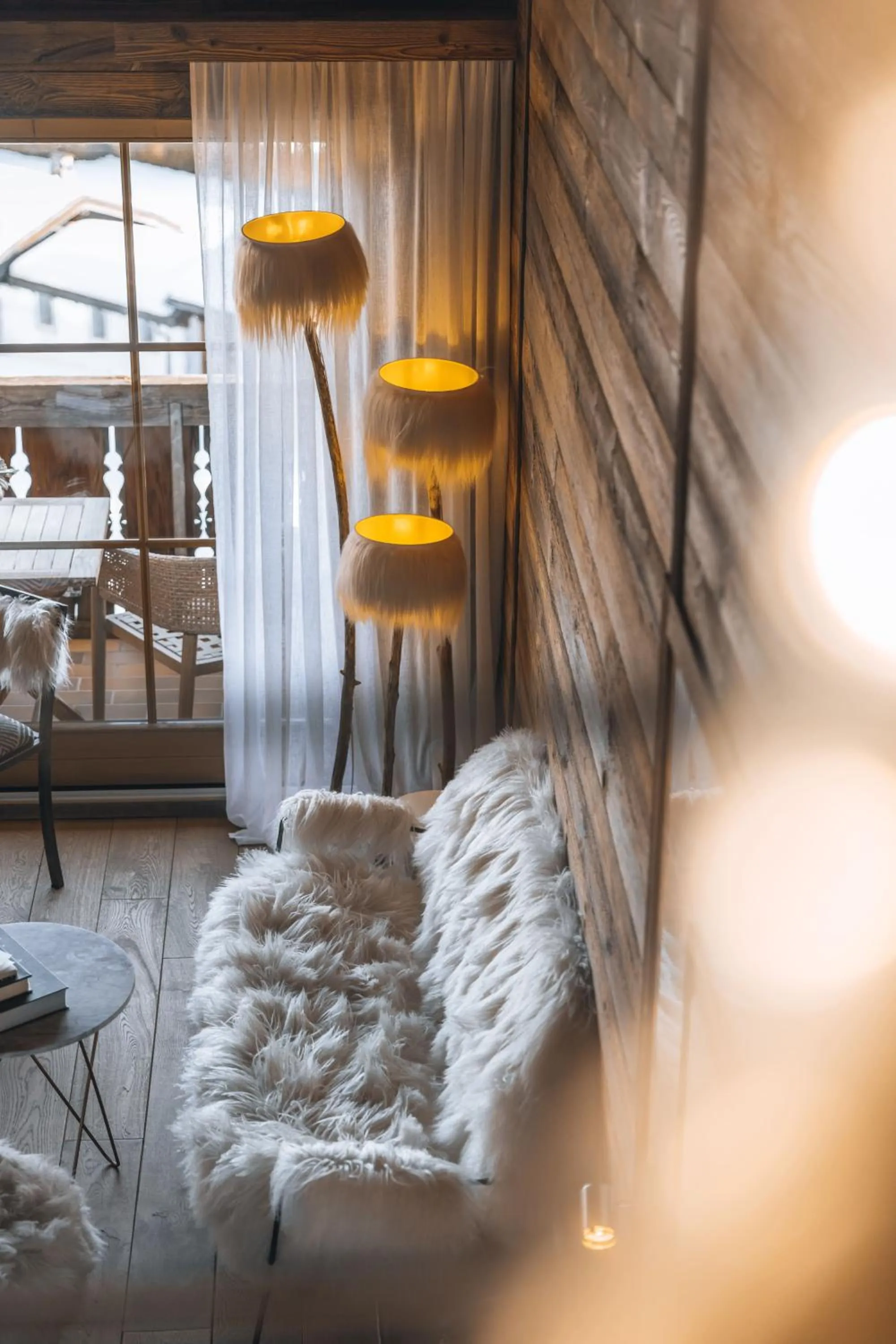 Decorative detail in Hostellerie du Pas de l'Ours "Relais et Châteaux"