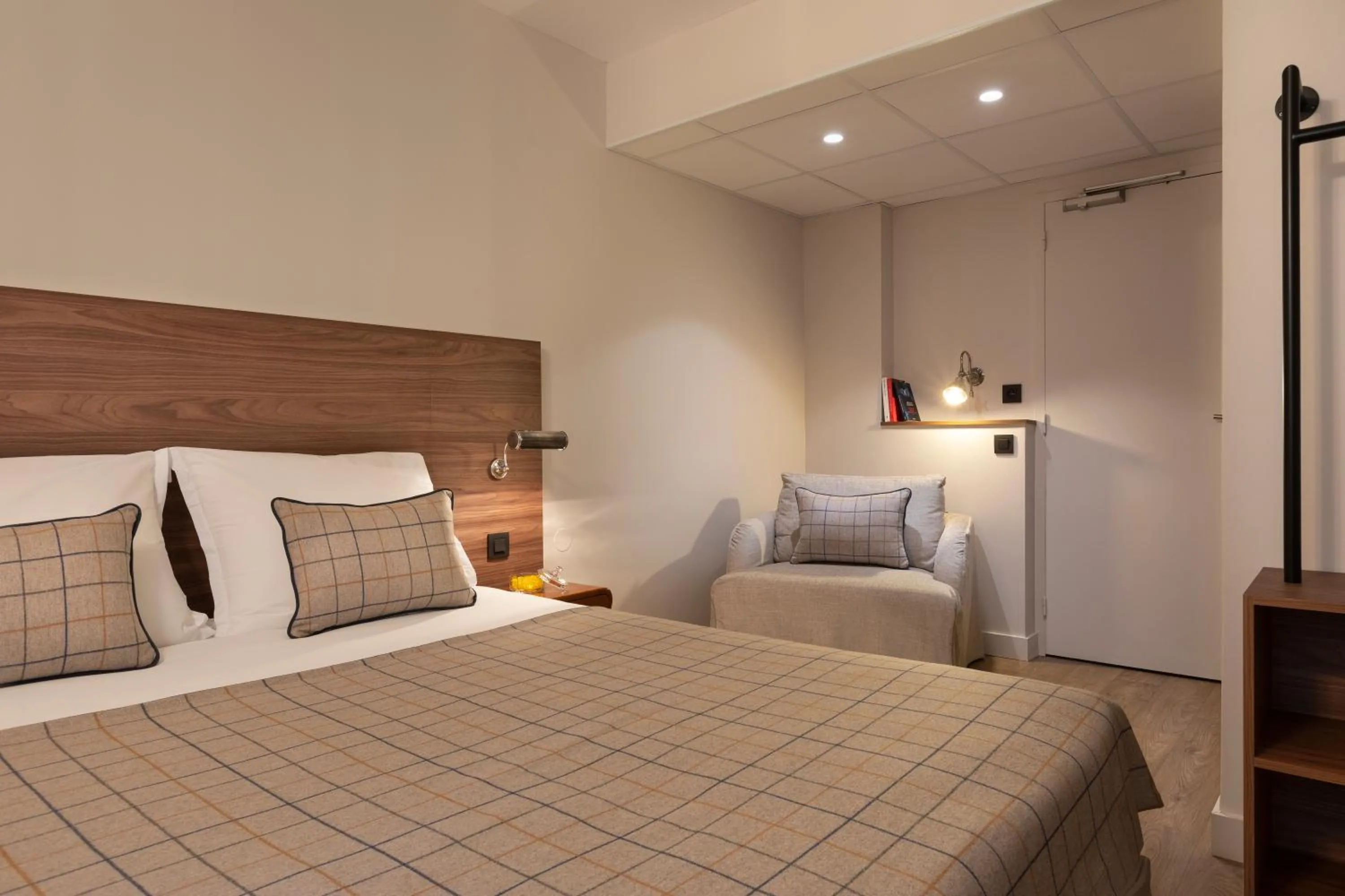 Bed in Maison Barbillon Grenoble - Centre Gare