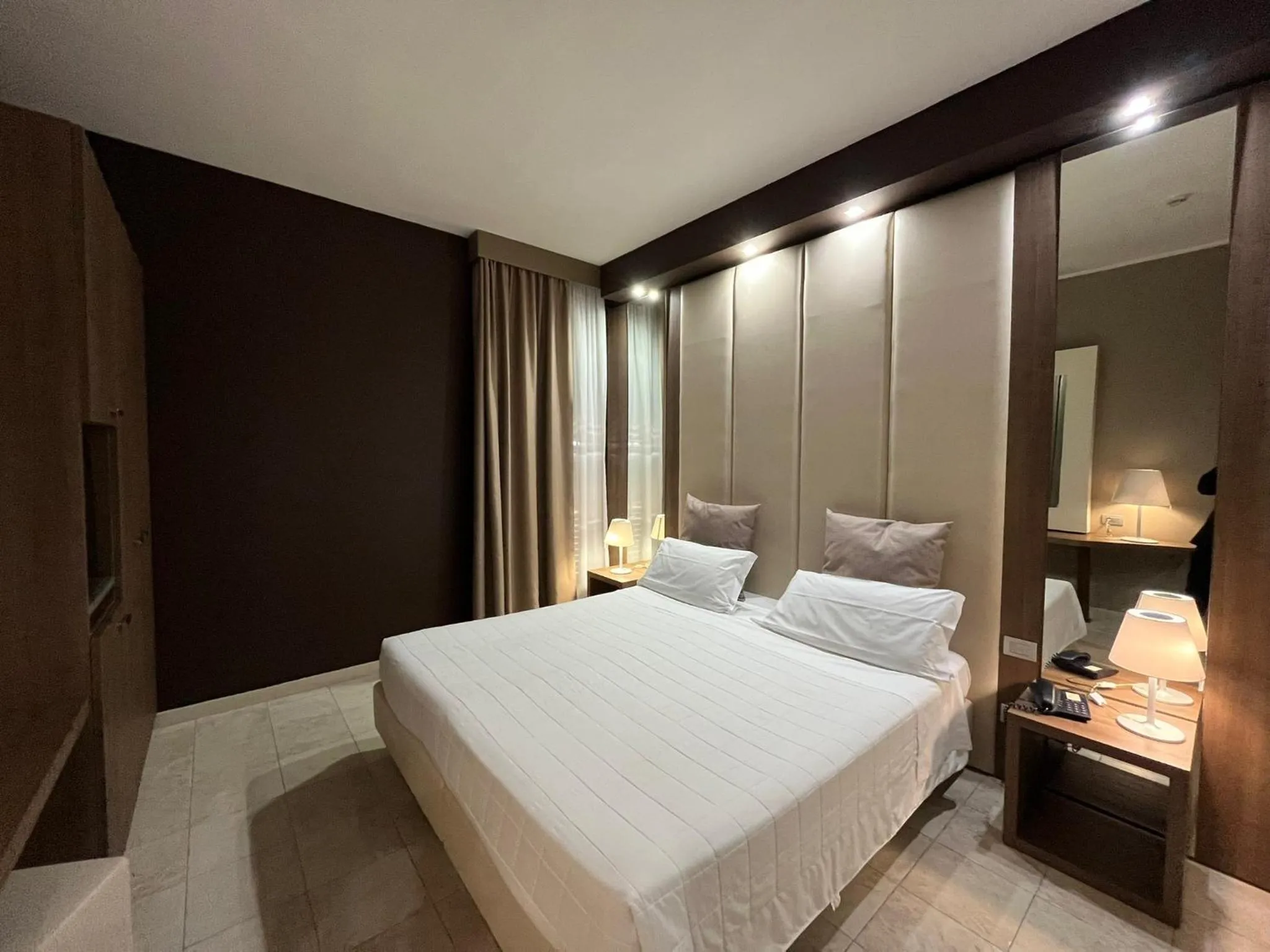 Bedroom, Bed in Hotel Lafayette