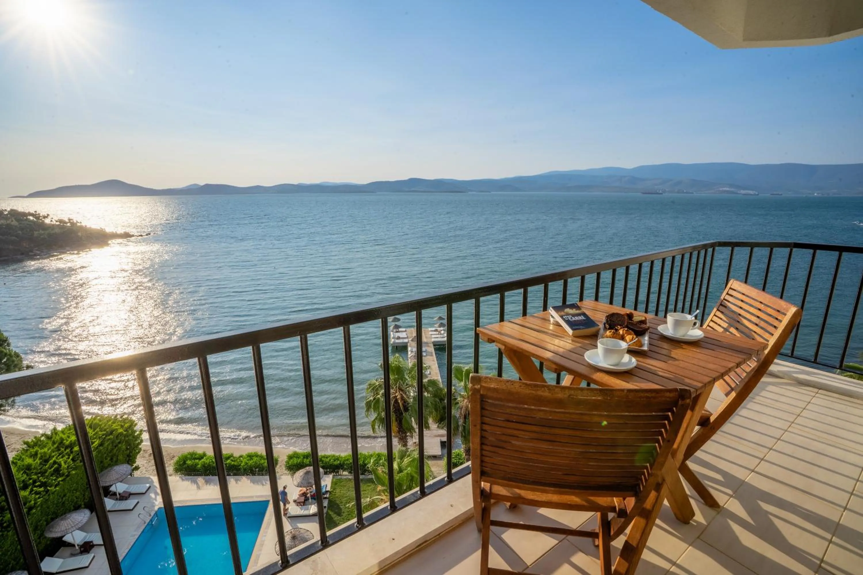 Balcony/Terrace in Med-Inn Hotel
