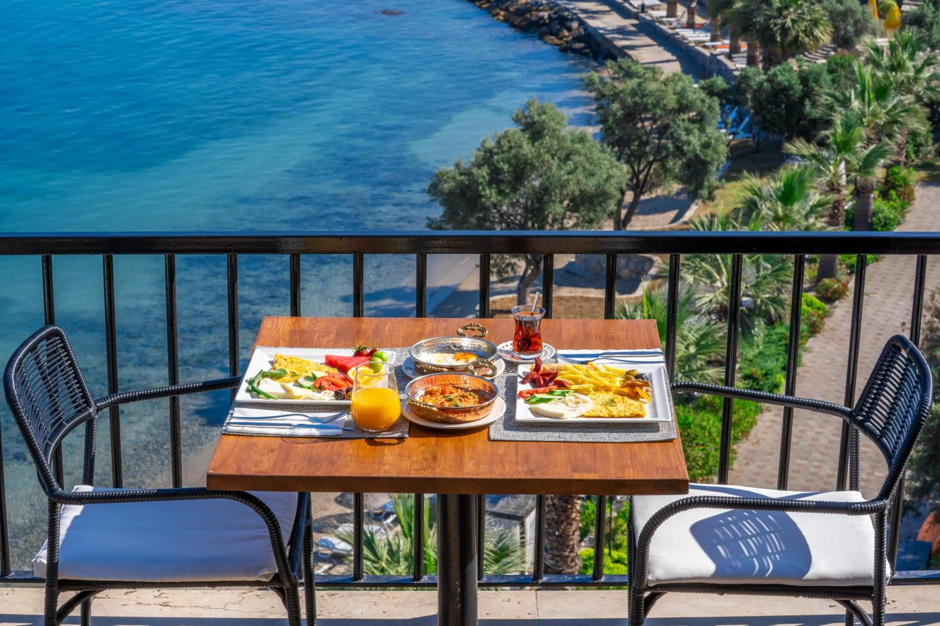Balcony/Terrace in Med-Inn Hotel