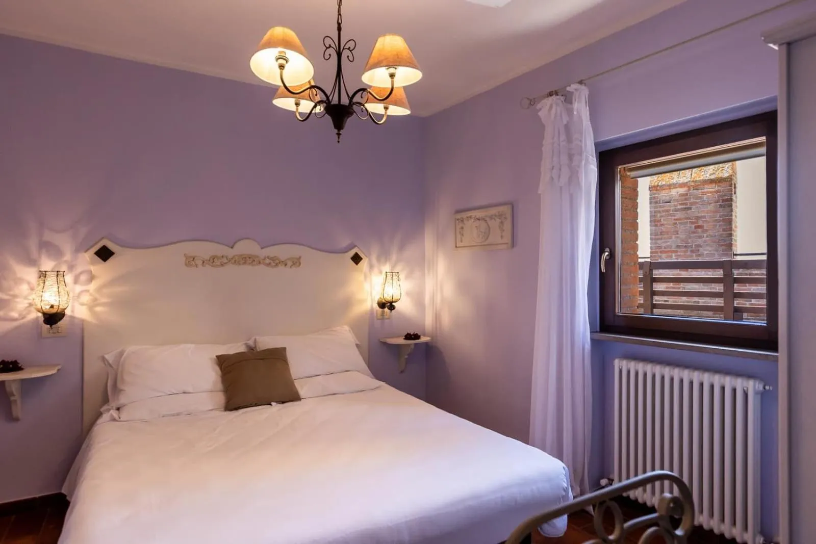 Photo of the whole room, Bed in La Loggia Historic Resort