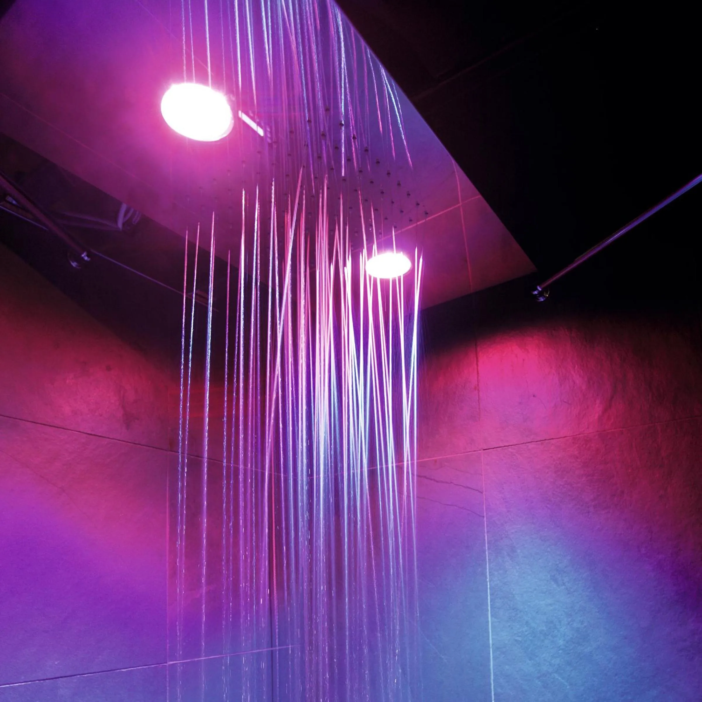 Shower in La Loggia Historic Resort