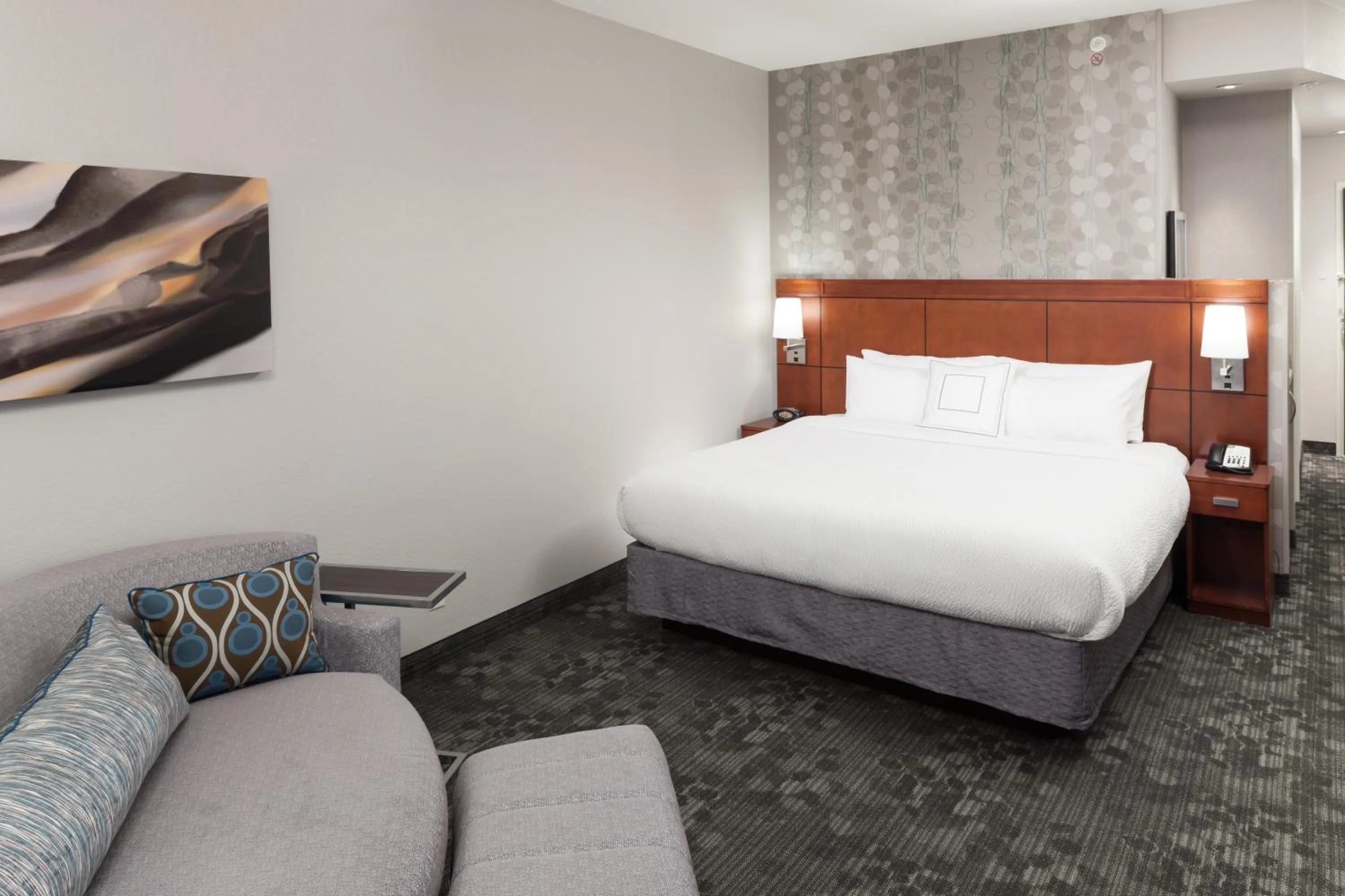 Bed in Courtyard by Marriott Franklin Cool Springs