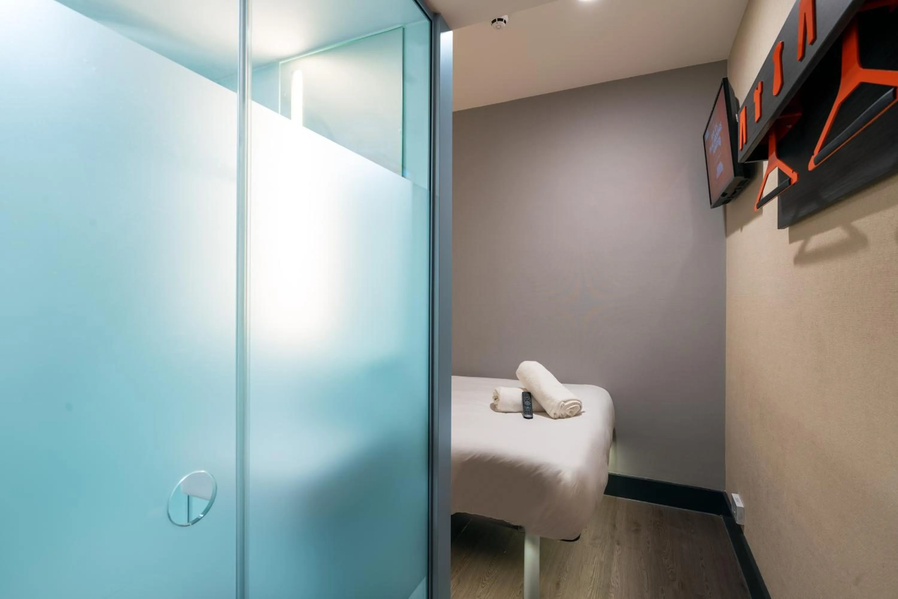 Shower in easyHotel Liverpool