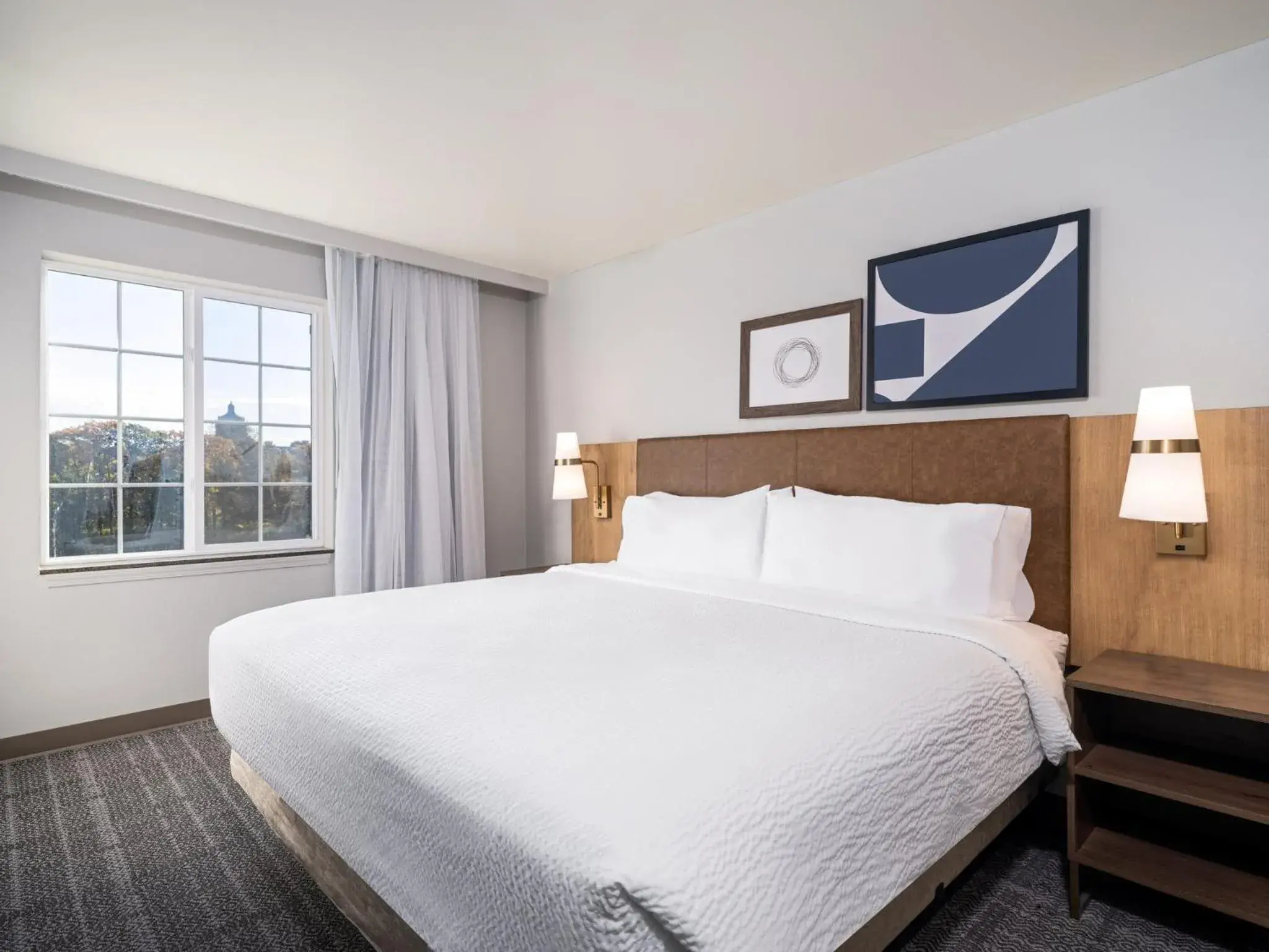 Two-Bedroom Suite with River View in Staybridge Suites Rochester University by IHG Two-Bedroom Suite with River View in Staybridge Suites Rochester University by IHG