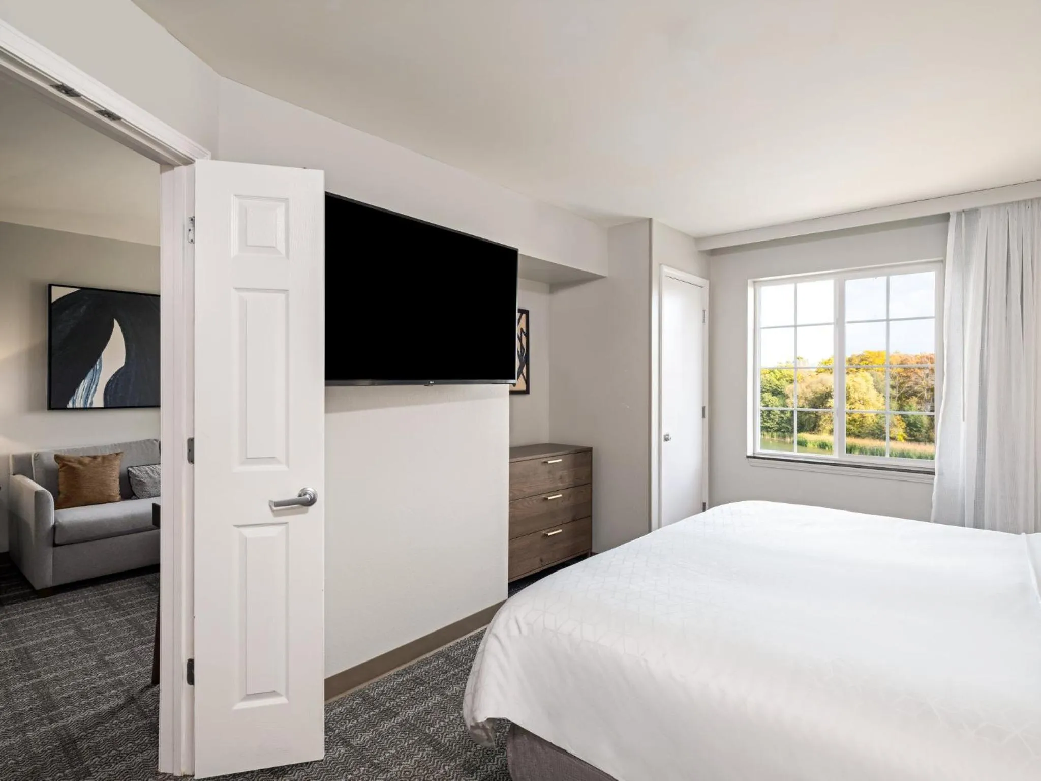 Photo of the whole room, Bed in Staybridge Suites Rochester University by IHG