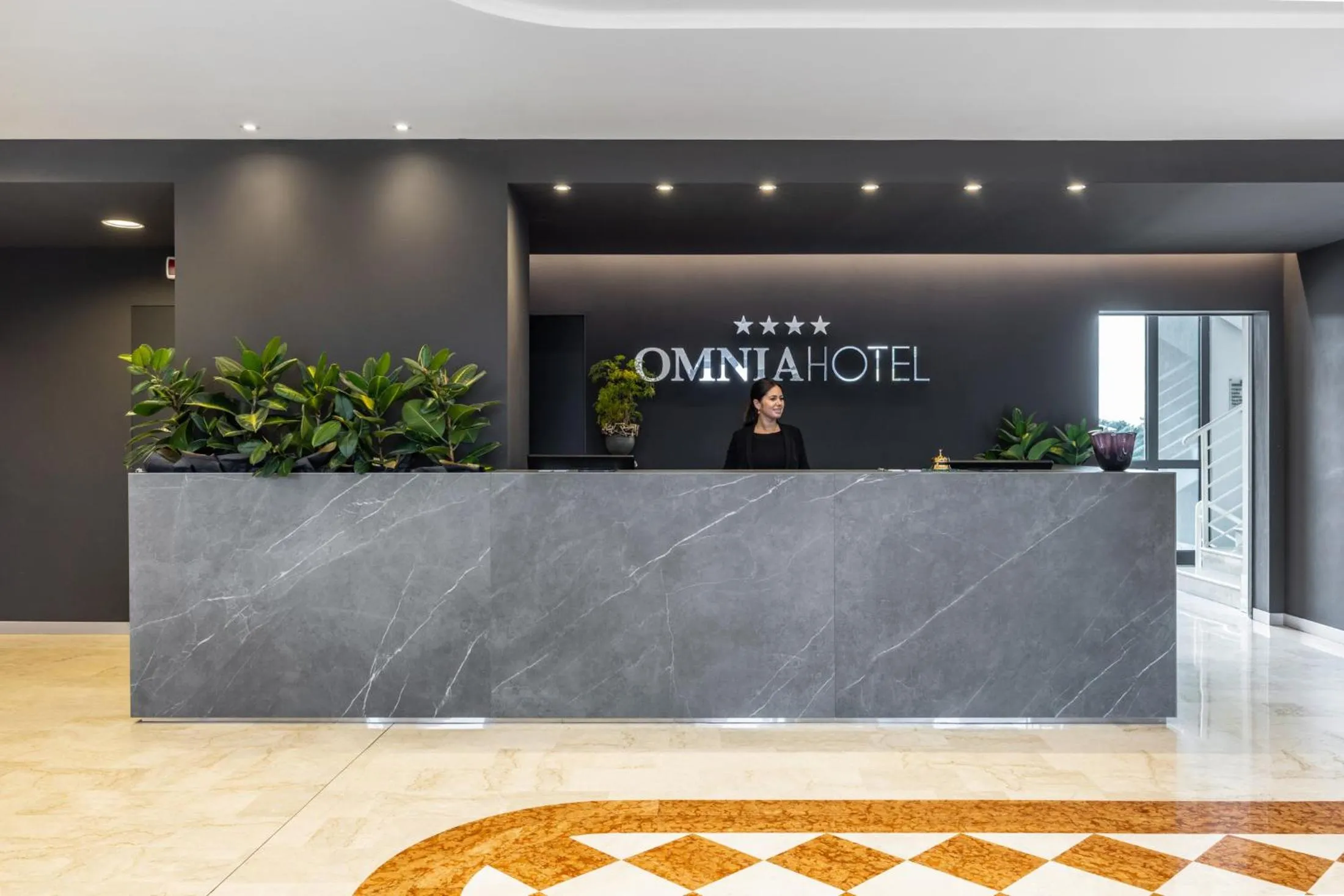 Hotel Omnia