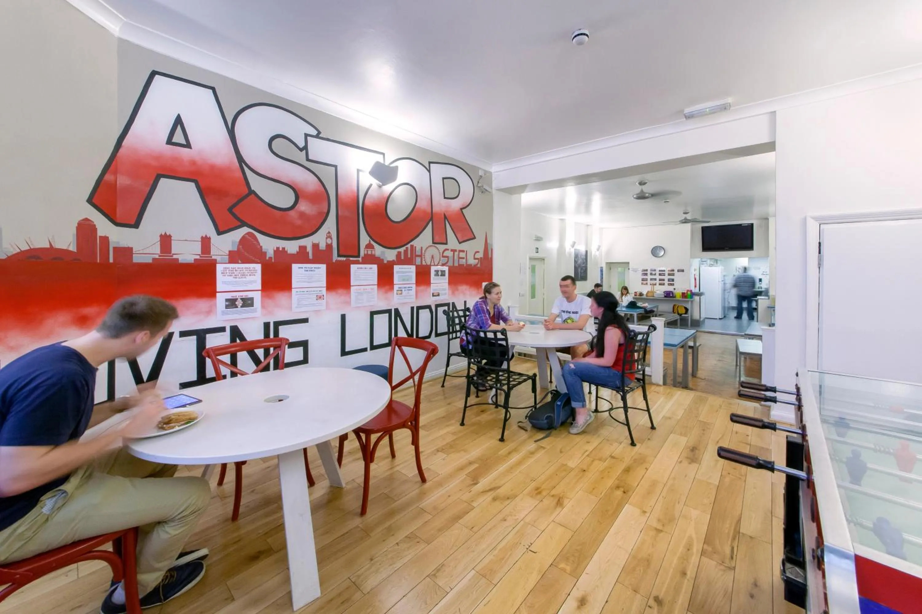 Lounge or bar in Astor Hyde Park Hostel